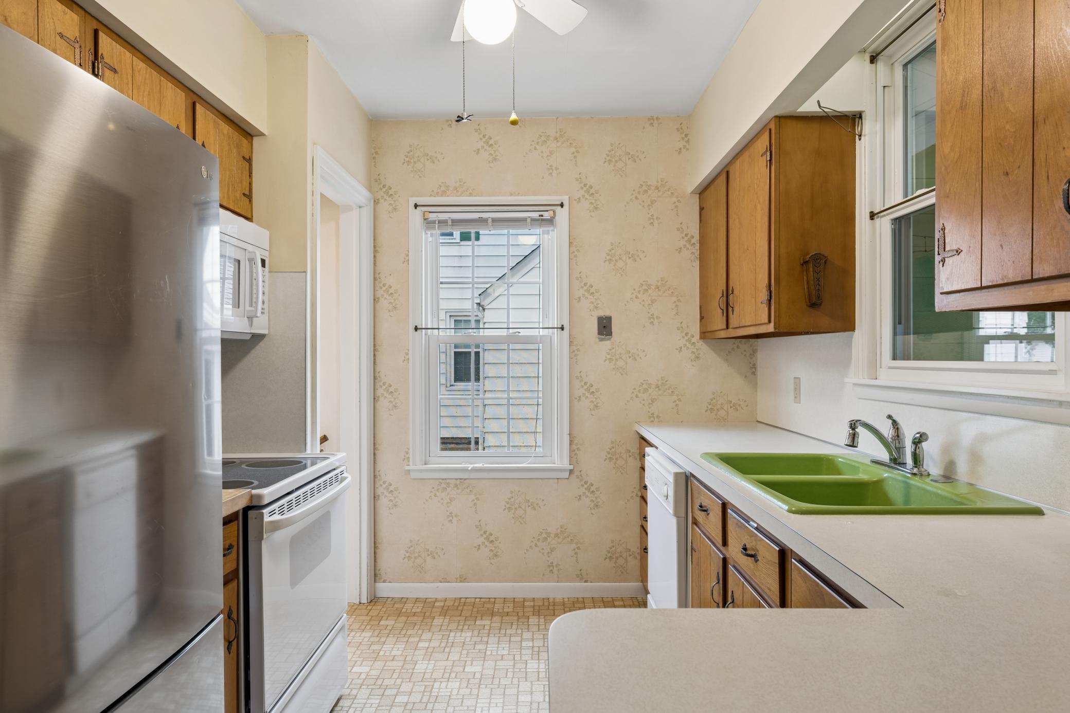 View of Residential at 4064 Xenwood Avenue, Saint Louis Park MN 55416, Saint Louis Park (13 of 34) - Mike Wilen | Minnesota Team Real Estate