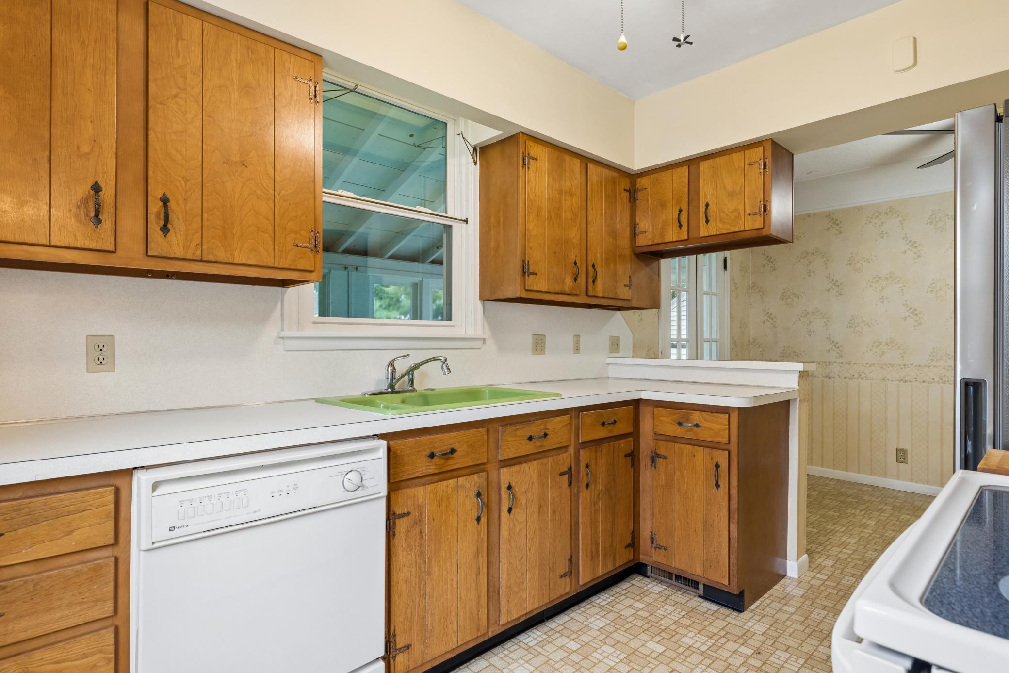 View of Residential at 4064 Xenwood Avenue, Saint Louis Park MN 55416, Saint Louis Park (11 of 34) - Mike Wilen | Minnesota Team Real Estate