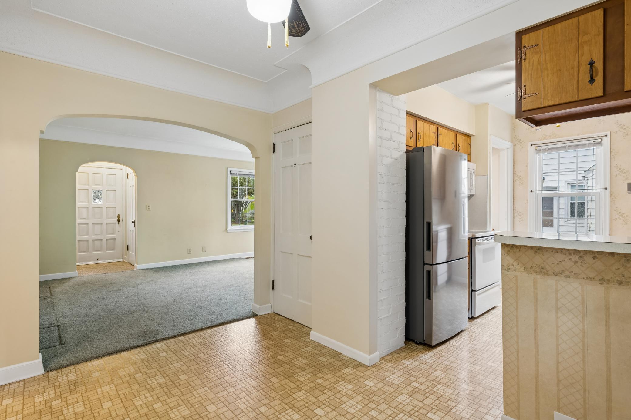 View of Residential at 4064 Xenwood Avenue, Saint Louis Park MN 55416, Saint Louis Park (8 of 34) - Mike Wilen | Minnesota Team Real Estate