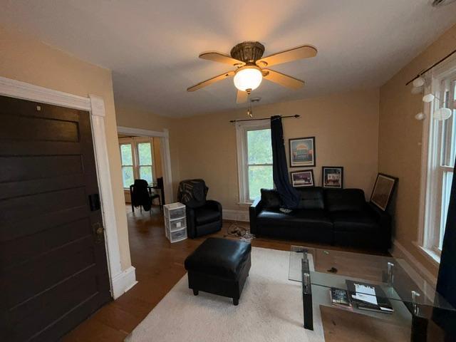 View of Residential Income at 122 32nd Street, Minneapolis MN 55408, Minneapolis (13 of 28) - Mike Wilen | Minnesota Team Real Estate