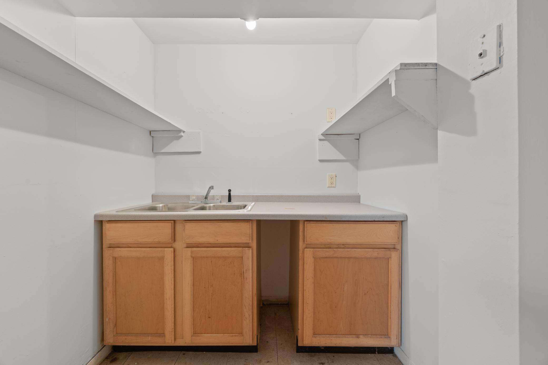 View of Residential Income at 3831 Grand Avenue, Minneapolis MN 55409, Minneapolis (25 of 37) - Mike Wilen | Minnesota Team Real Estate