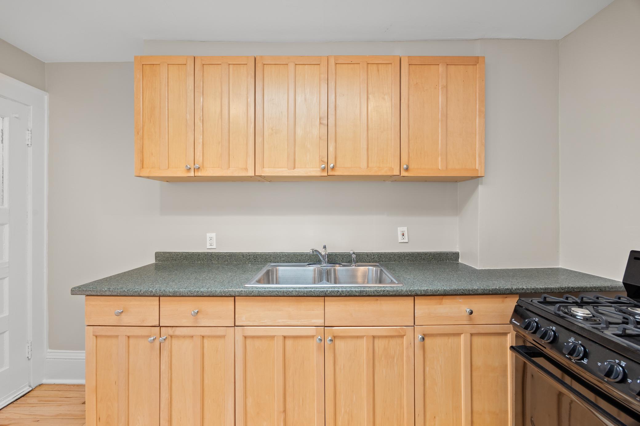 View of Residential Income at 3831 Grand Avenue, Minneapolis MN 55409, Minneapolis (15 of 37) - Mike Wilen | Minnesota Team Real Estate