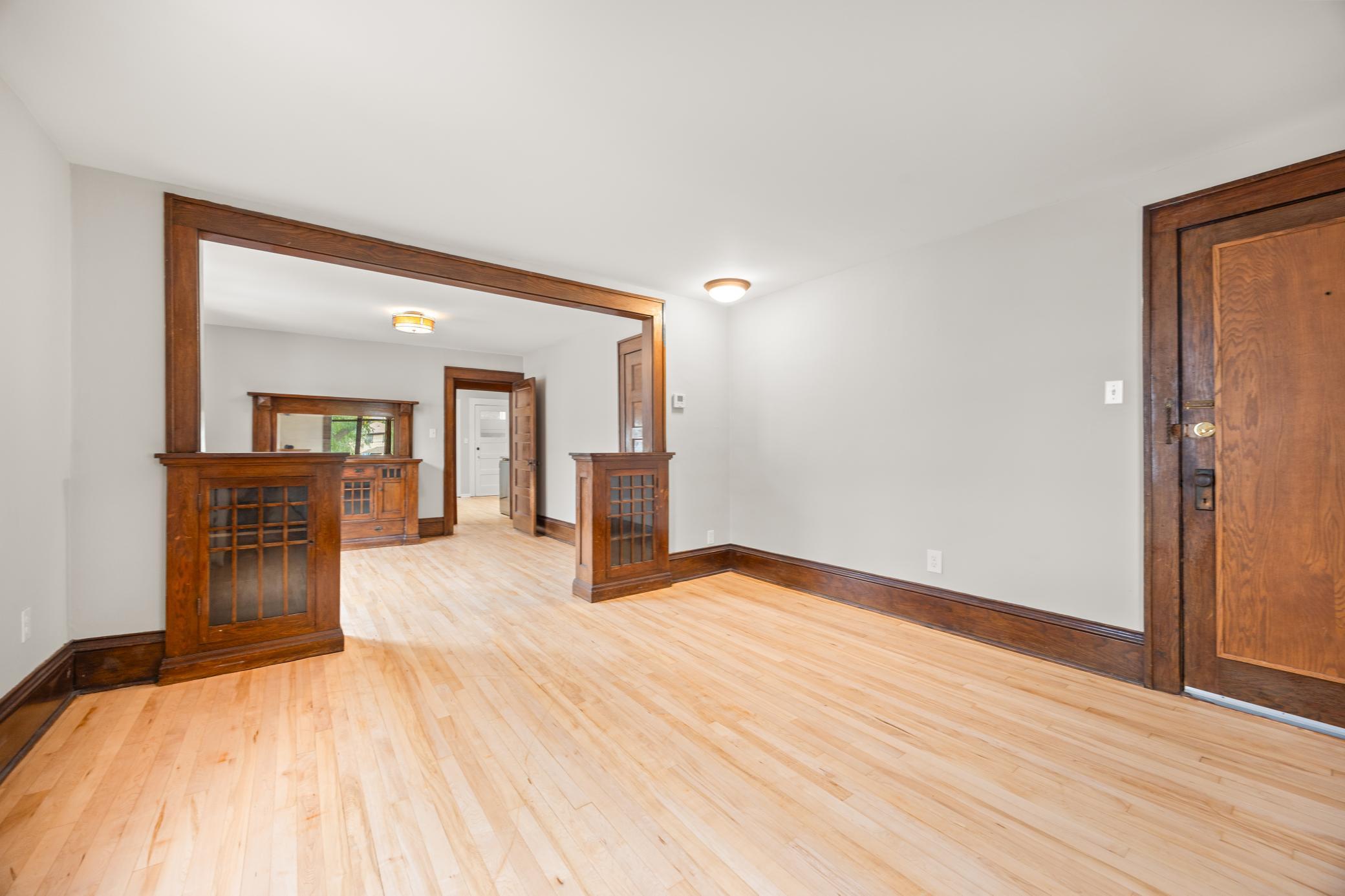View of Residential Income at 3831 Grand Avenue, Minneapolis MN 55409, Minneapolis (8 of 37) - Mike Wilen | Minnesota Team Real Estate