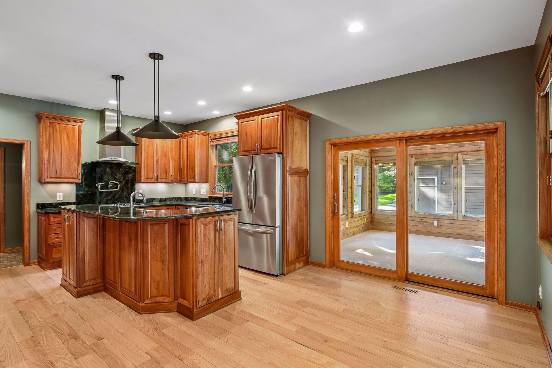 View of Residential at 561 Bighorn Drive, Chanhassen MN 55317, Chanhassen (18 of 71) - Mike Wilen | Minnesota Team Real Estate