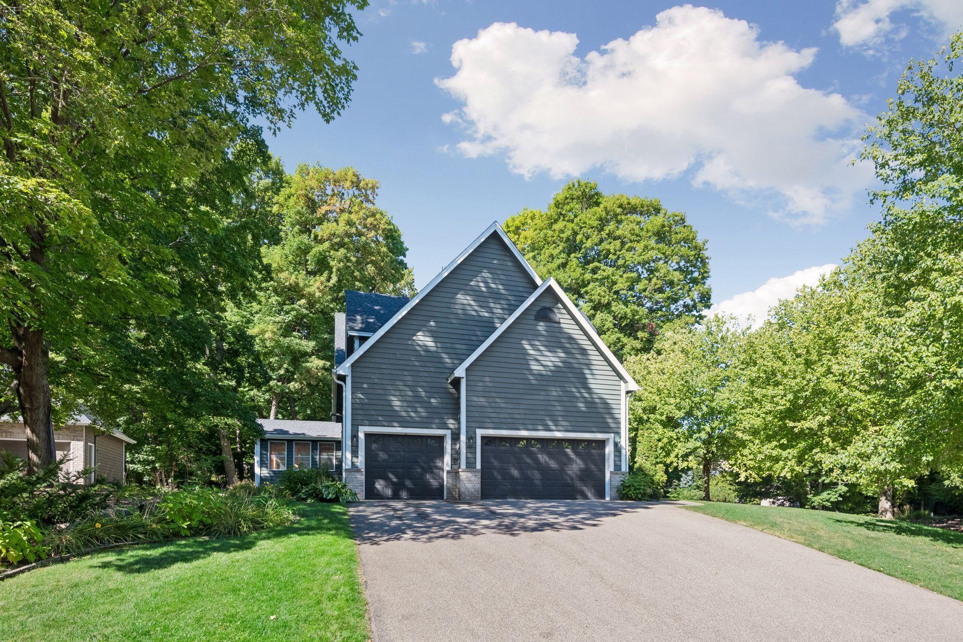 View of Residential at 561 Bighorn Drive, Chanhassen MN 55317, Chanhassen (5 of 71) - Mike Wilen | Minnesota Team Real Estate