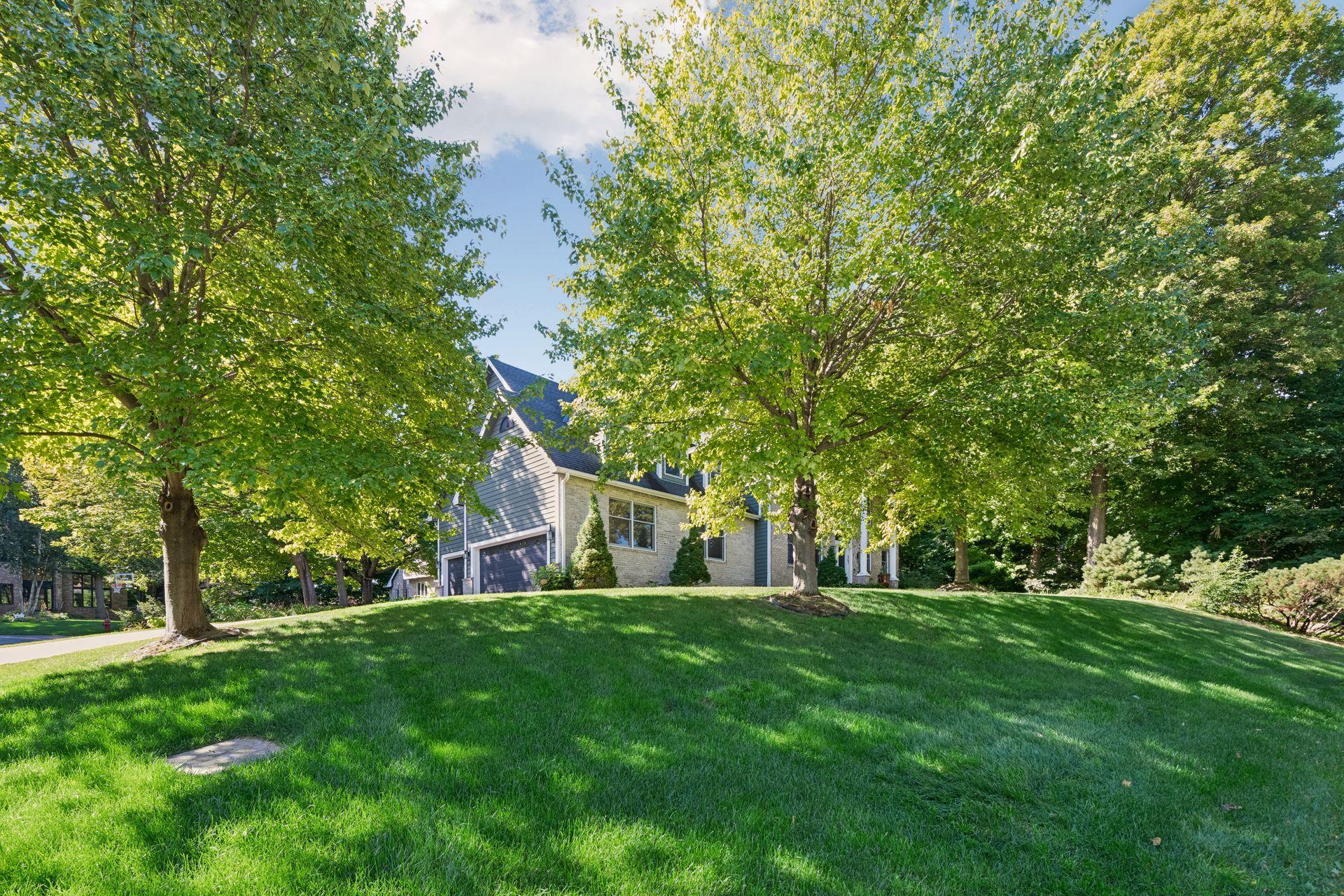 View of Residential at 561 Bighorn Drive, Chanhassen MN 55317, Chanhassen (3 of 71) - Mike Wilen | Minnesota Team Real Estate