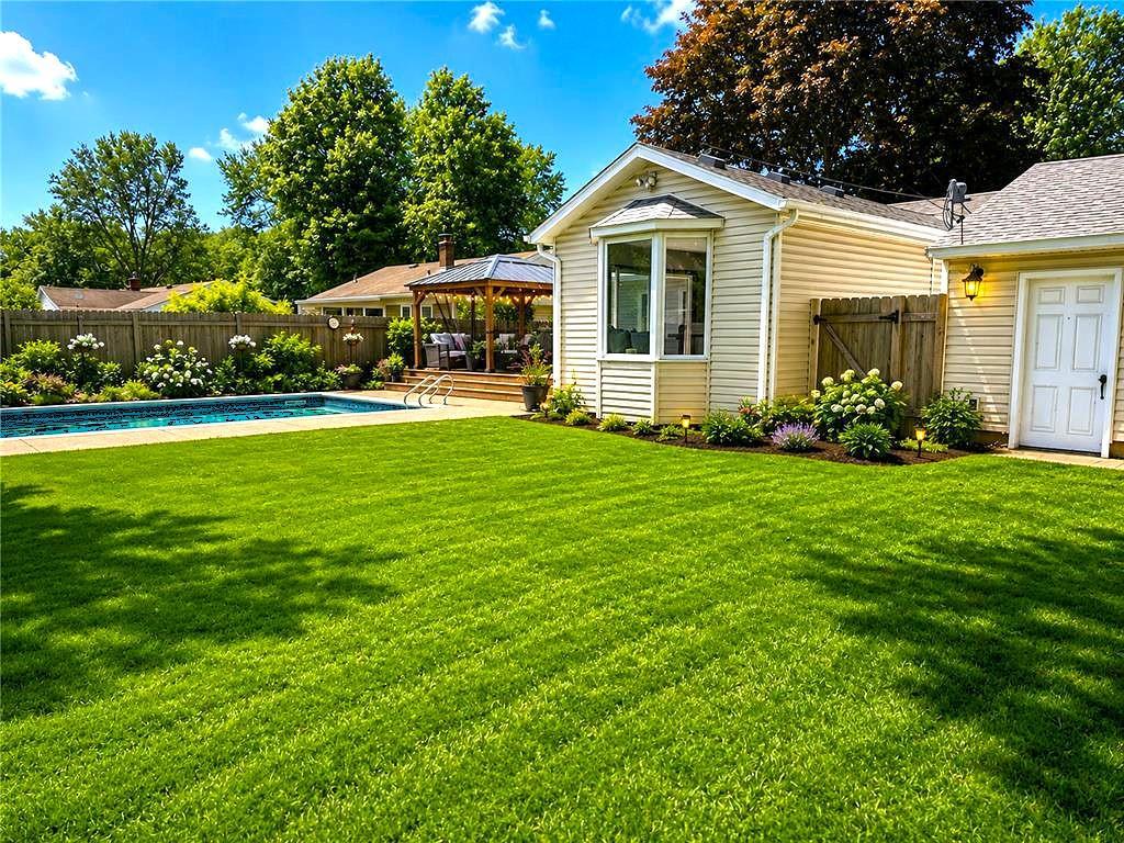 View of Residential at 2966 Simpson Street, Roseville MN 55113, Roseville (3 of 21) - Mike Wilen | Minnesota Team Real Estate