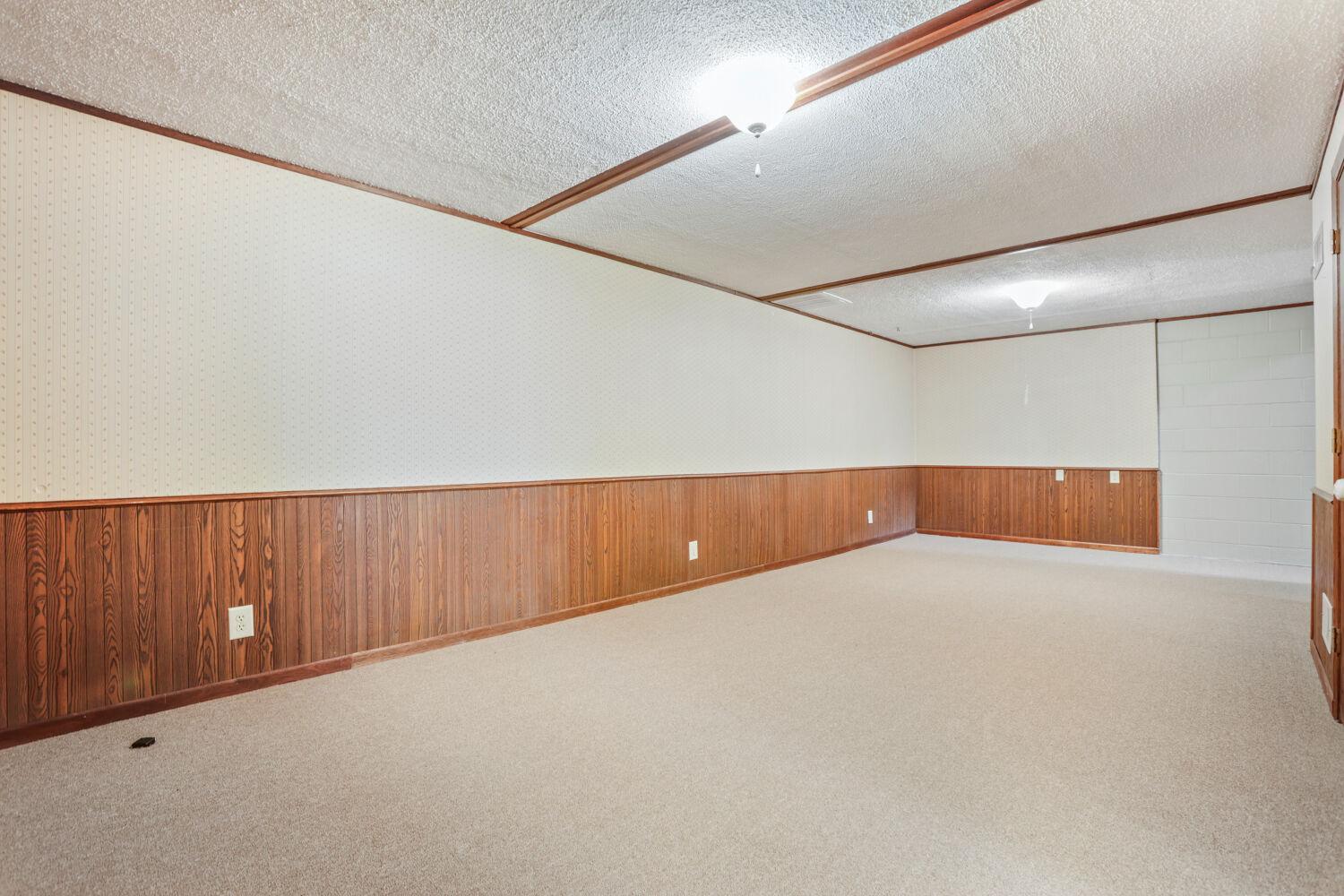 View of Residential at 108 18th Avenue, South Saint Paul MN 55075, South Saint Paul (15 of 28) - Mike Wilen | Minnesota Team Real Estate