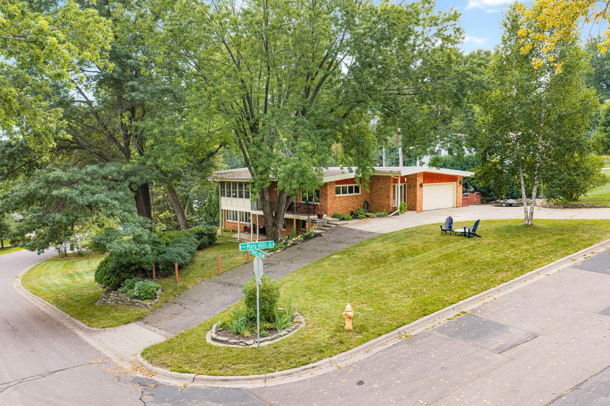 View of Residential at 2212 Mary Hills Drive, Golden Valley MN 55422, Golden Valley (3 of 123) - Mike Wilen | Minnesota Team Real Estate
