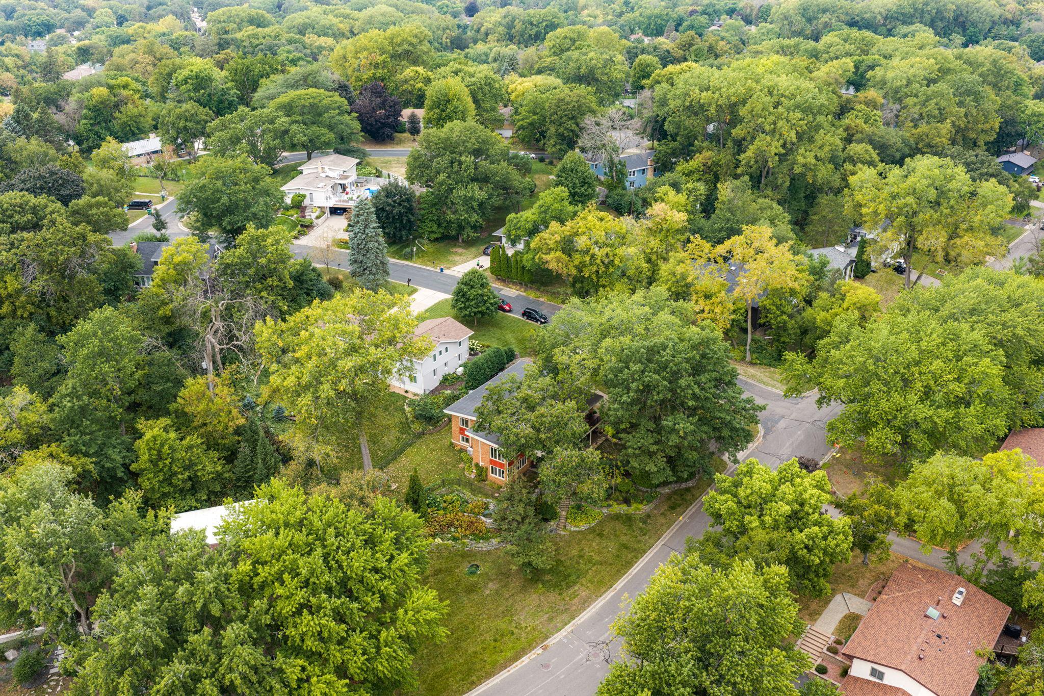 View of Residential at 2212 Mary Hills Drive, Golden Valley MN 55422, Golden Valley (122 of 123) - Mike Wilen | Minnesota Team Real Estate