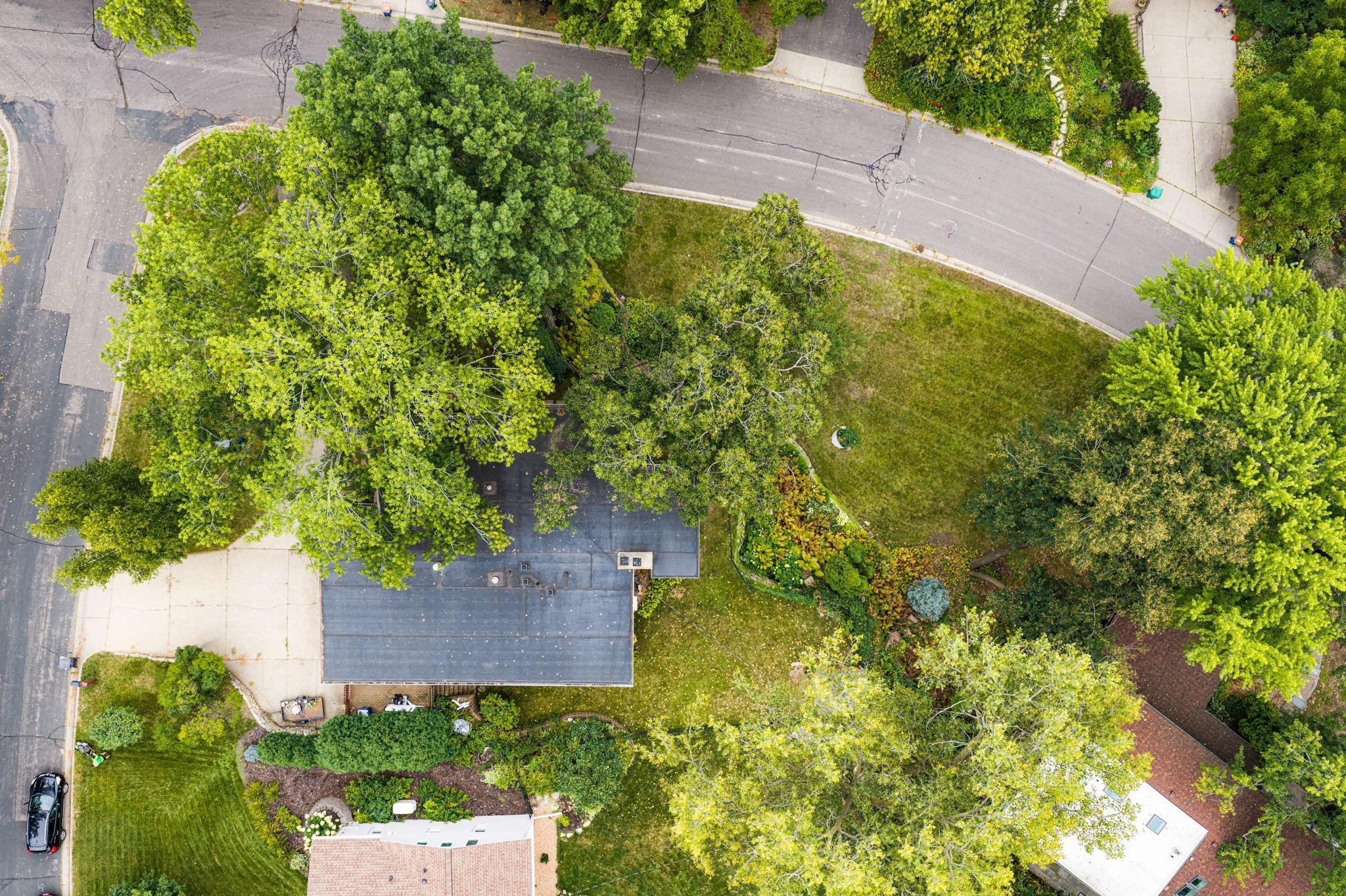 View of Residential at 2212 Mary Hills Drive, Golden Valley MN 55422, Golden Valley (121 of 123) - Mike Wilen | Minnesota Team Real Estate