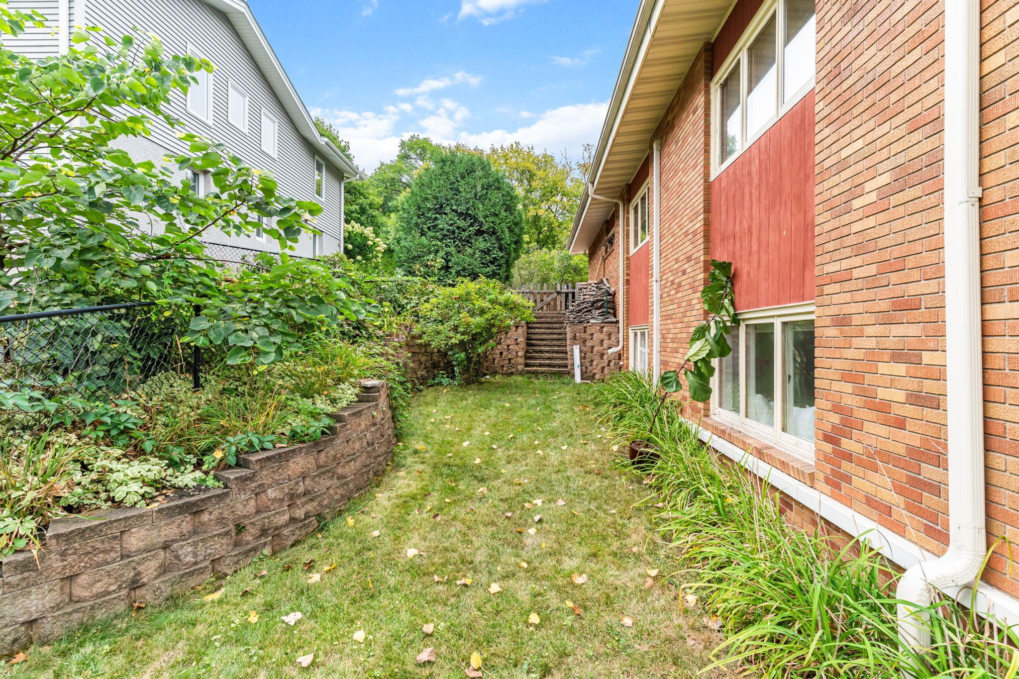 View of Residential at 2212 Mary Hills Drive, Golden Valley MN 55422, Golden Valley (110 of 123) - Mike Wilen | Minnesota Team Real Estate