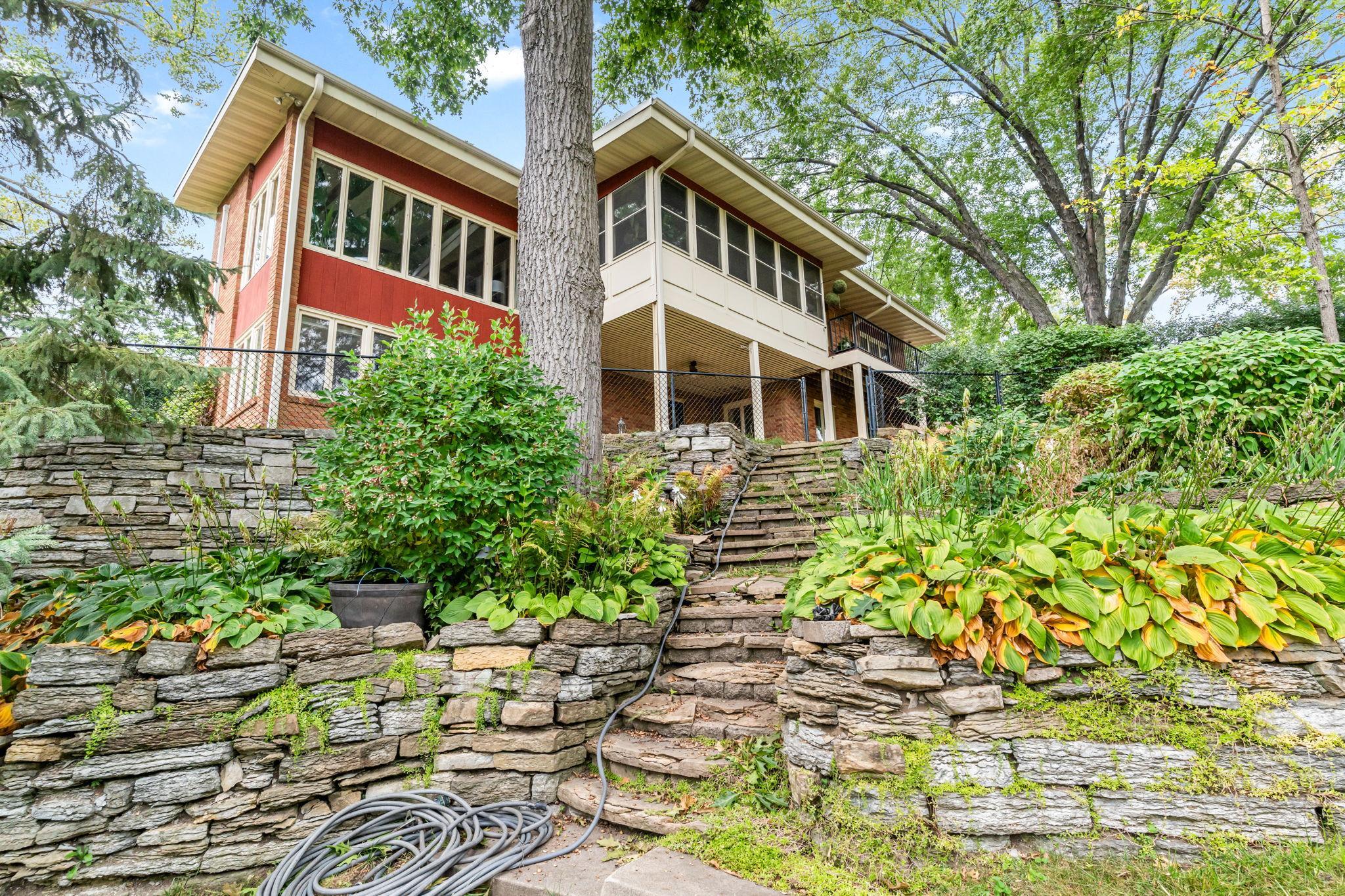 View of Residential at 2212 Mary Hills Drive, Golden Valley MN 55422, Golden Valley (98 of 123) - Mike Wilen | Minnesota Team Real Estate