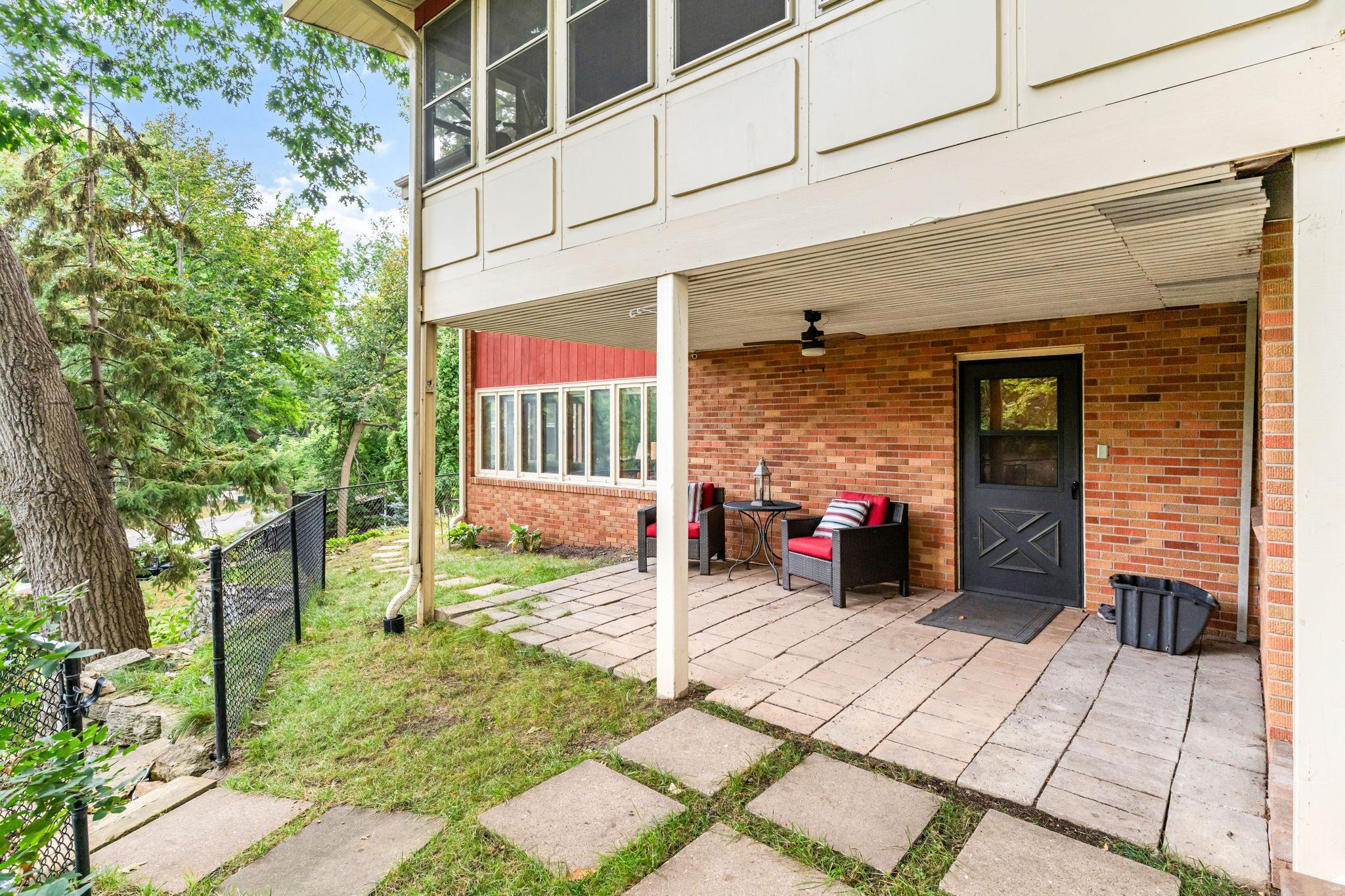 View of Residential at 2212 Mary Hills Drive, Golden Valley MN 55422, Golden Valley (93 of 123) - Mike Wilen | Minnesota Team Real Estate