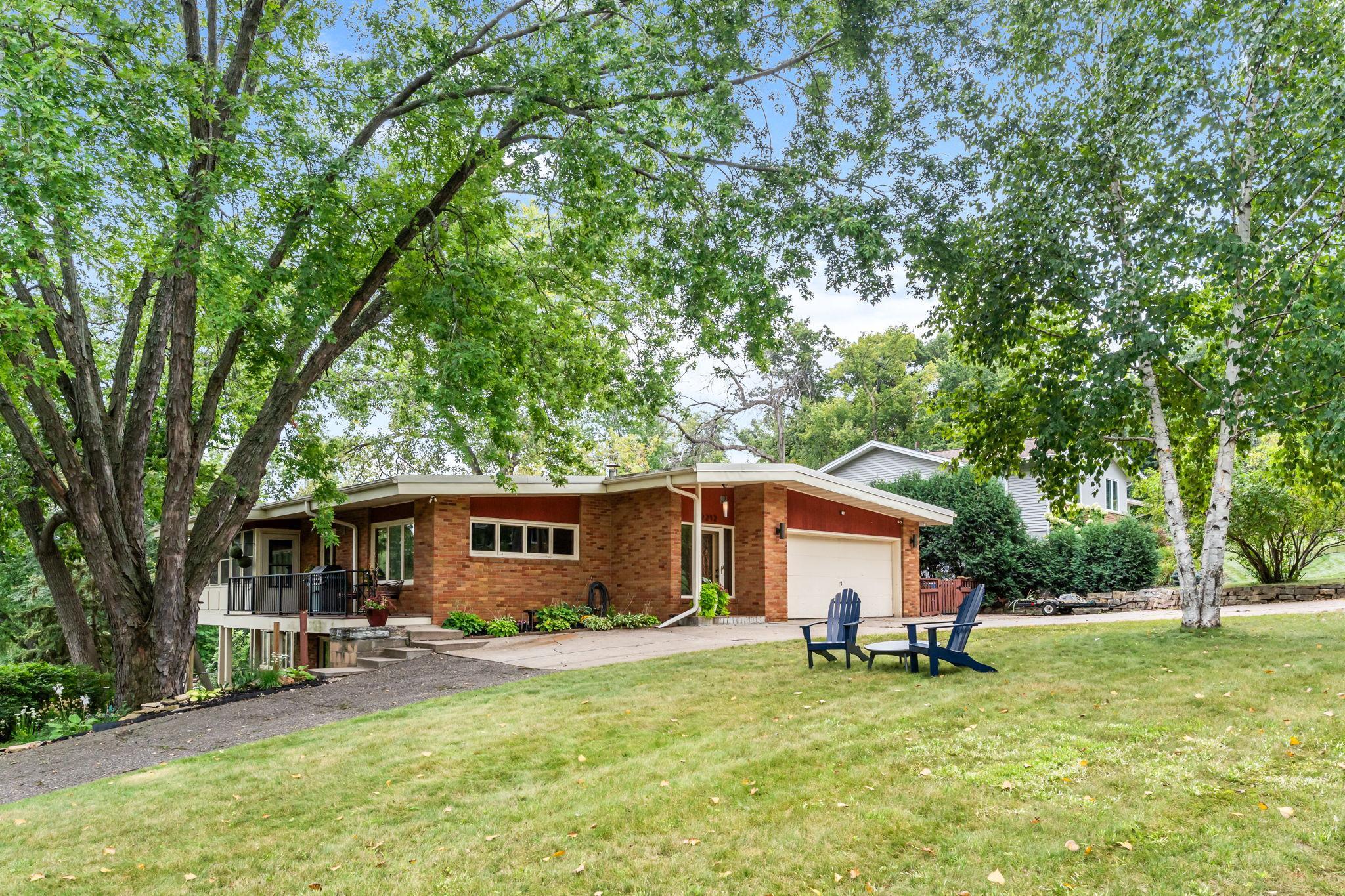 View of Residential at 2212 Mary Hills Drive, Golden Valley MN 55422, Golden Valley (79 of 123) - Mike Wilen | Minnesota Team Real Estate