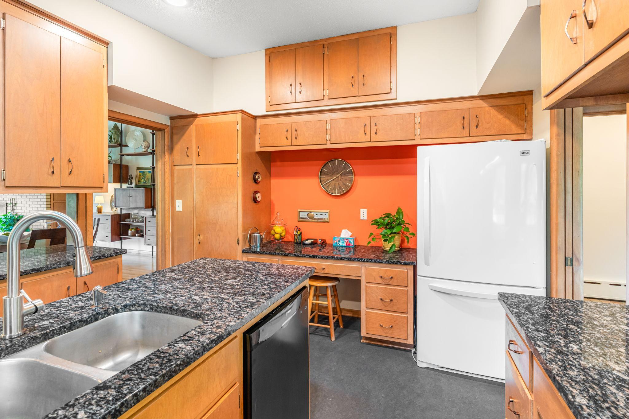 View of Residential at 2212 Mary Hills Drive, Golden Valley MN 55422, Golden Valley (41 of 123) - Mike Wilen | Minnesota Team Real Estate