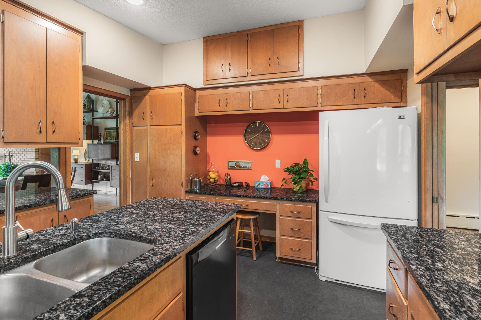 View of Residential at 2212 Mary Hills Drive, Golden Valley MN 55422, Golden Valley (47 of 57) - Mike Wilen | Minnesota Team Real Estate