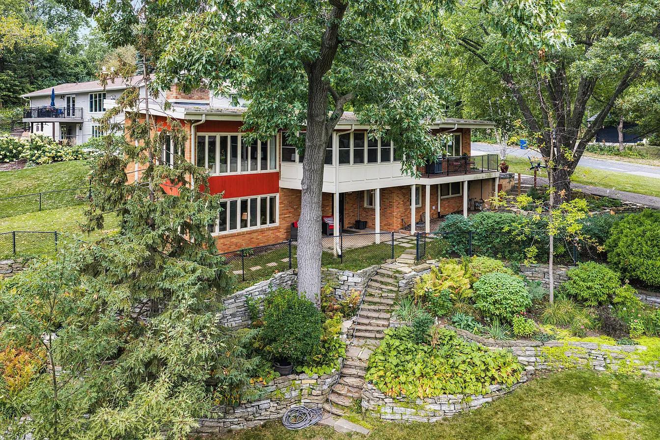 View of Residential at 2212 Mary Hills Drive, Golden Valley MN 55422, Golden Valley (48 of 123) - Mike Wilen | Minnesota Team Real Estate