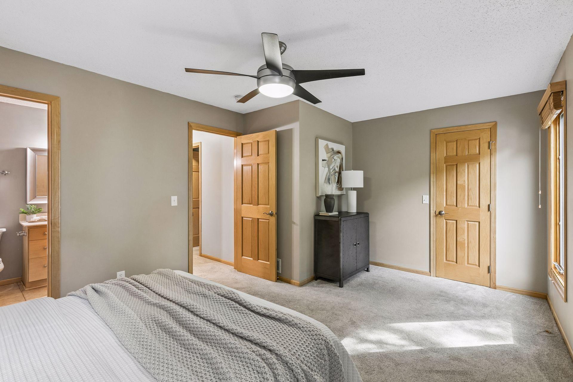 View of Residential at 13499 Caramel Trail, Eden Prairie MN 55346, Eden Prairie (21 of 36) - Mike Wilen | Minnesota Team Real Estate