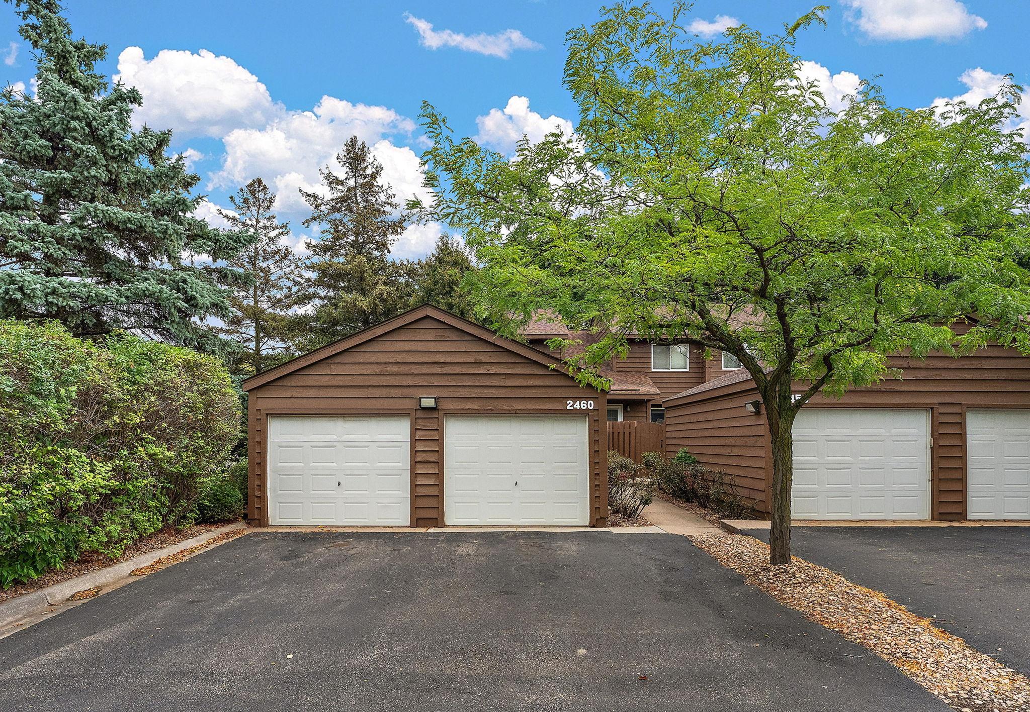 View of (TH) Side x Side at 2460 Crestwood Drive, North Saint Paul - Mike Wilen | Minnesota Team Real Estate