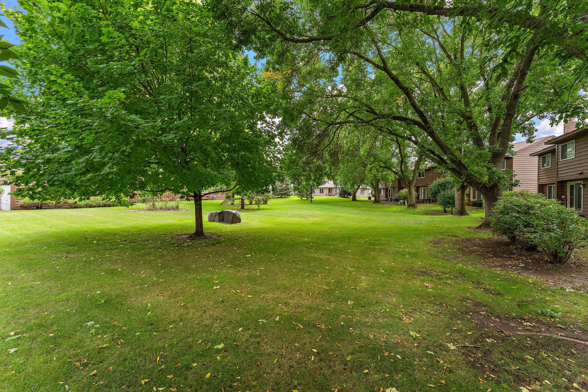 View of Residential at 2460 Crestwood Drive, North Saint Paul MN 55109, North Saint Paul (29 of 34) - Mike Wilen | Minnesota Team Real Estate