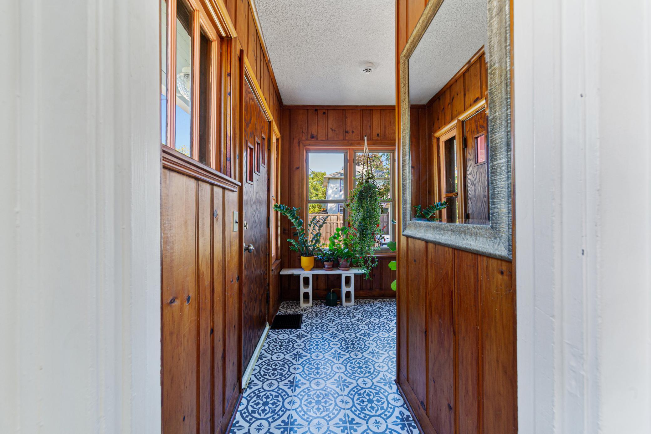 View of Residential at 1009 42nd Street, Minneapolis MN 55407, Minneapolis (9 of 33) - Mike Wilen | Minnesota Team Real Estate