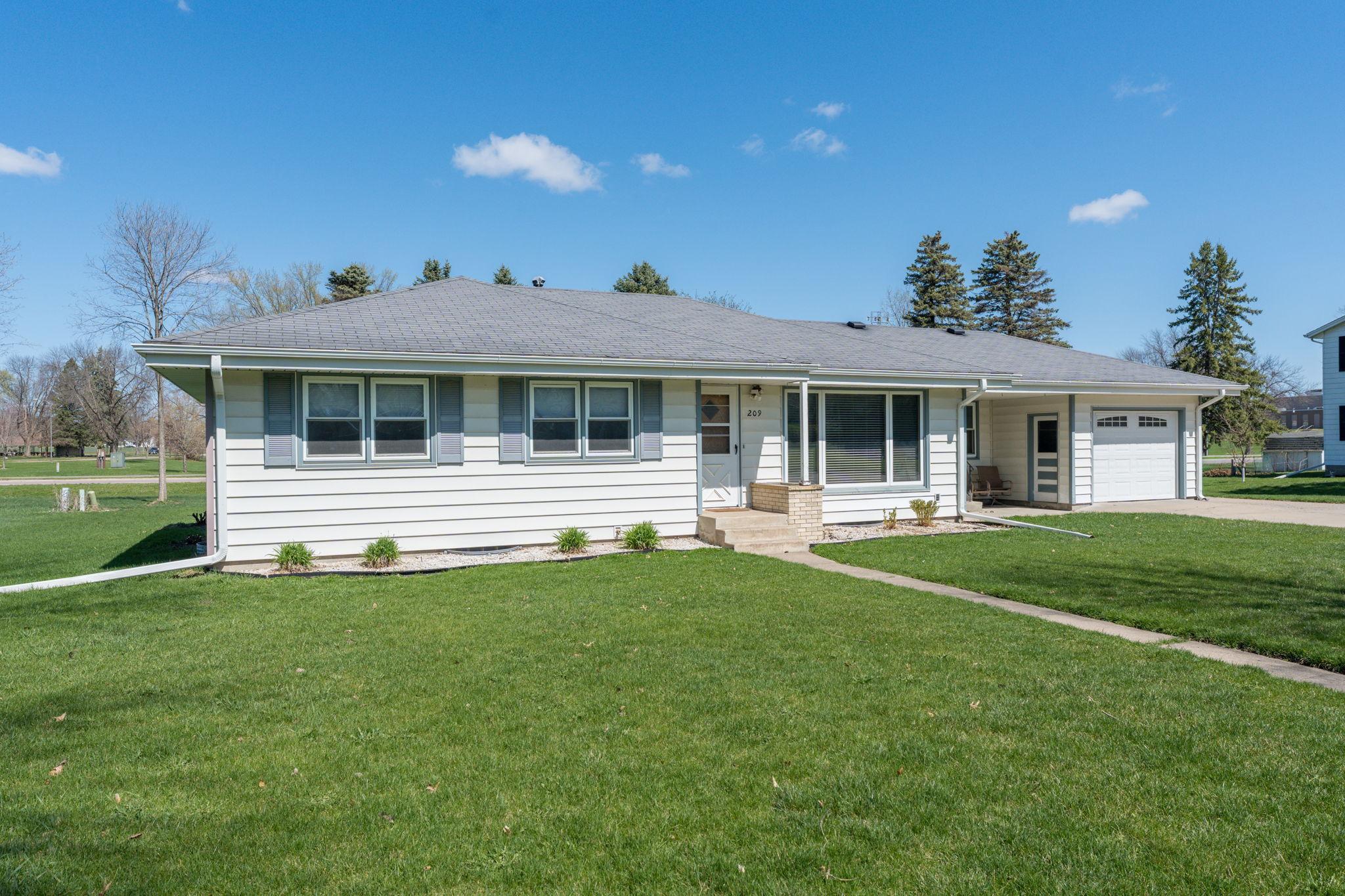 View of Residential at 209 Hillcrest Way, Le Sueur MN 56058, Le Sueur (2 of 30) - Mike Wilen | Minnesota Team Real Estate