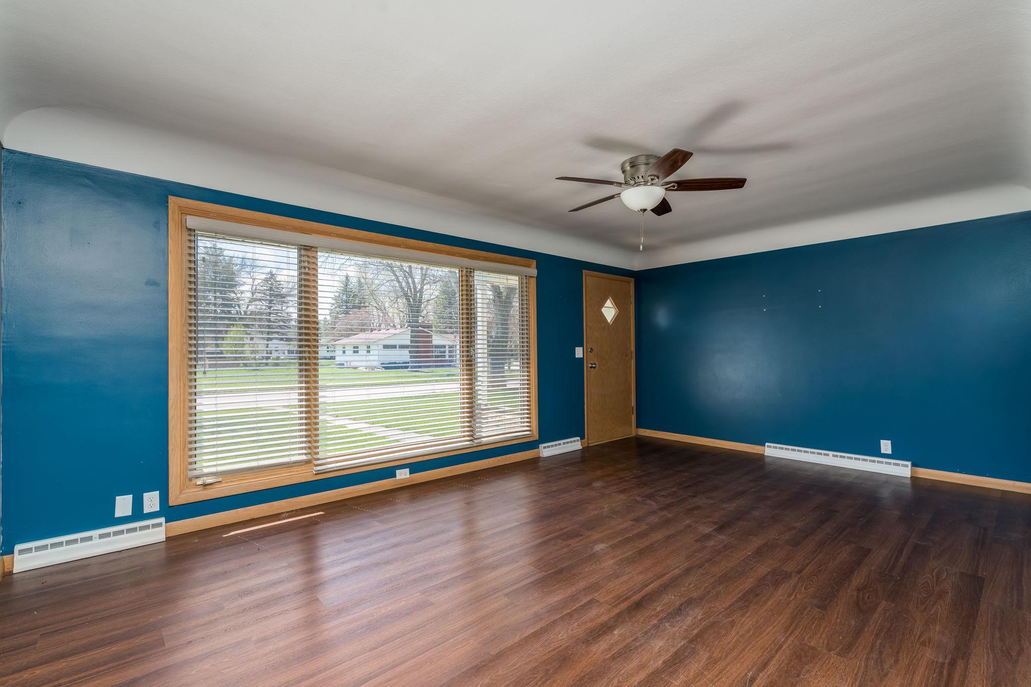 View of Residential at 209 Hillcrest Way, Le Sueur MN 56058, Le Sueur (3 of 30) - Mike Wilen | Minnesota Team Real Estate