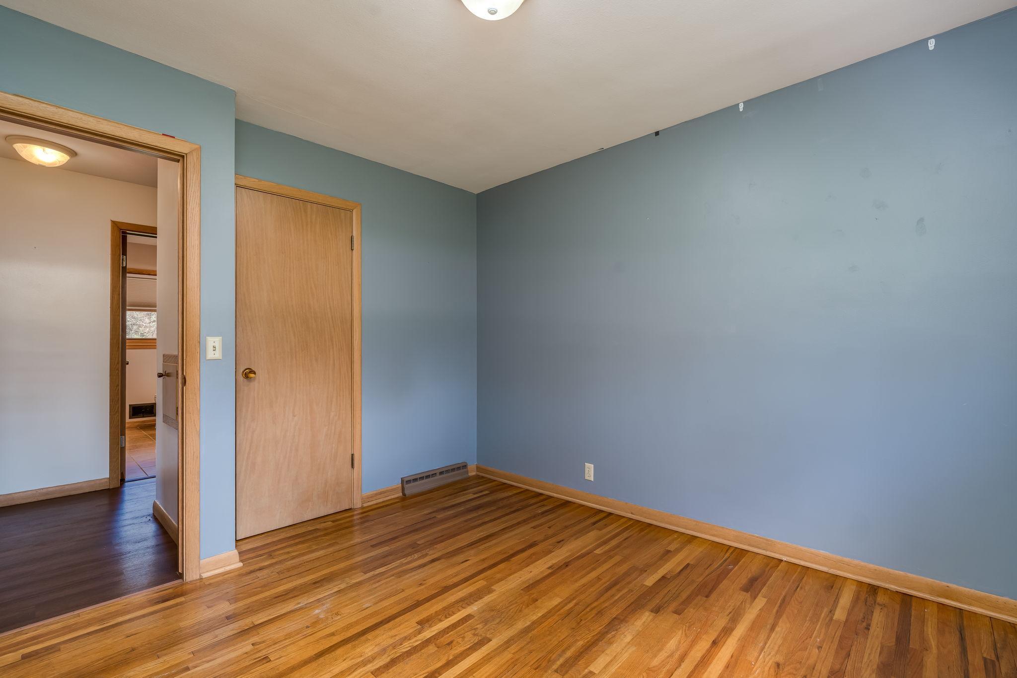 View of Residential at 209 Hillcrest Way, Le Sueur MN 56058, Le Sueur (17 of 30) - Mike Wilen | Minnesota Team Real Estate