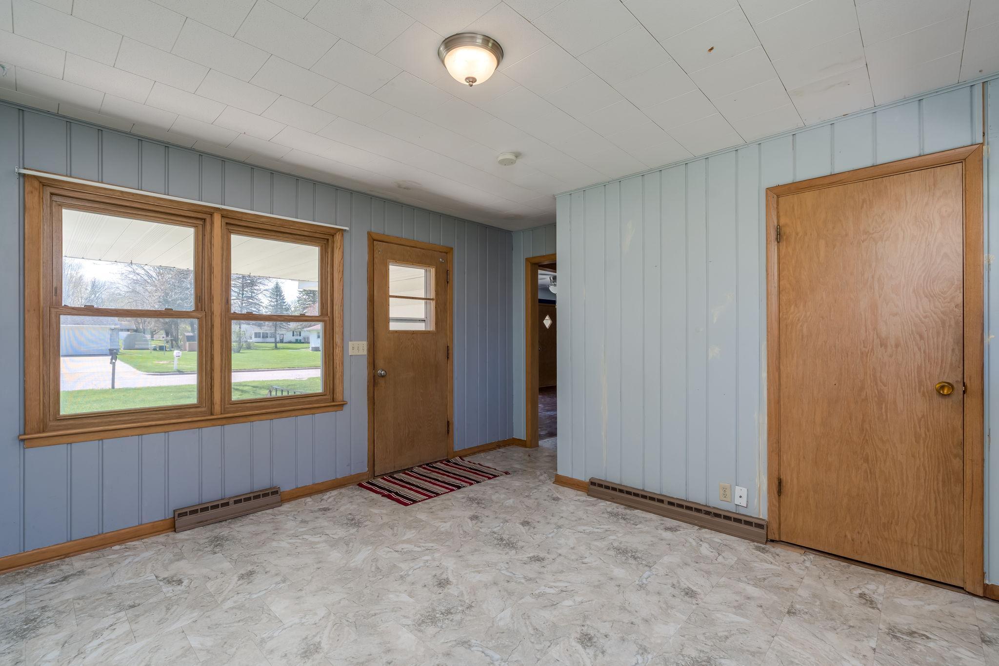 View of Residential at 209 Hillcrest Way, Le Sueur MN 56058, Le Sueur (19 of 30) - Mike Wilen | Minnesota Team Real Estate