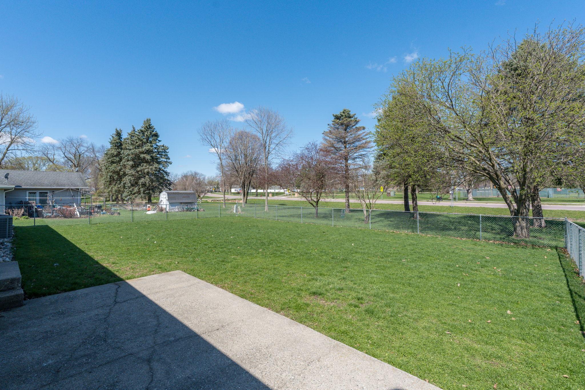 View of Residential at 209 Hillcrest Way, Le Sueur MN 56058, Le Sueur (27 of 30) - Mike Wilen | Minnesota Team Real Estate