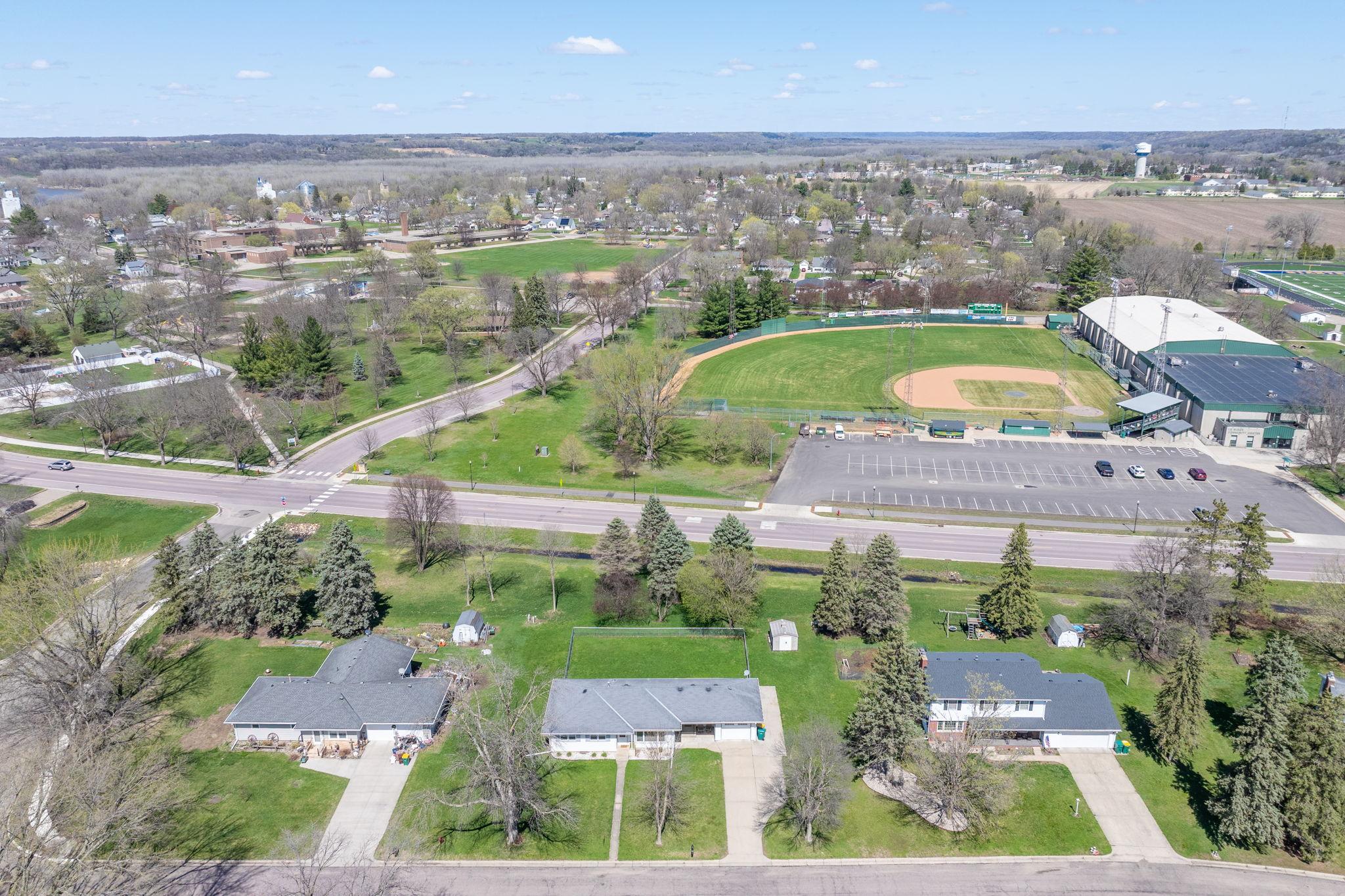 View of Residential at 209 Hillcrest Way, Le Sueur MN 56058, Le Sueur (29 of 30) - Mike Wilen | Minnesota Team Real Estate