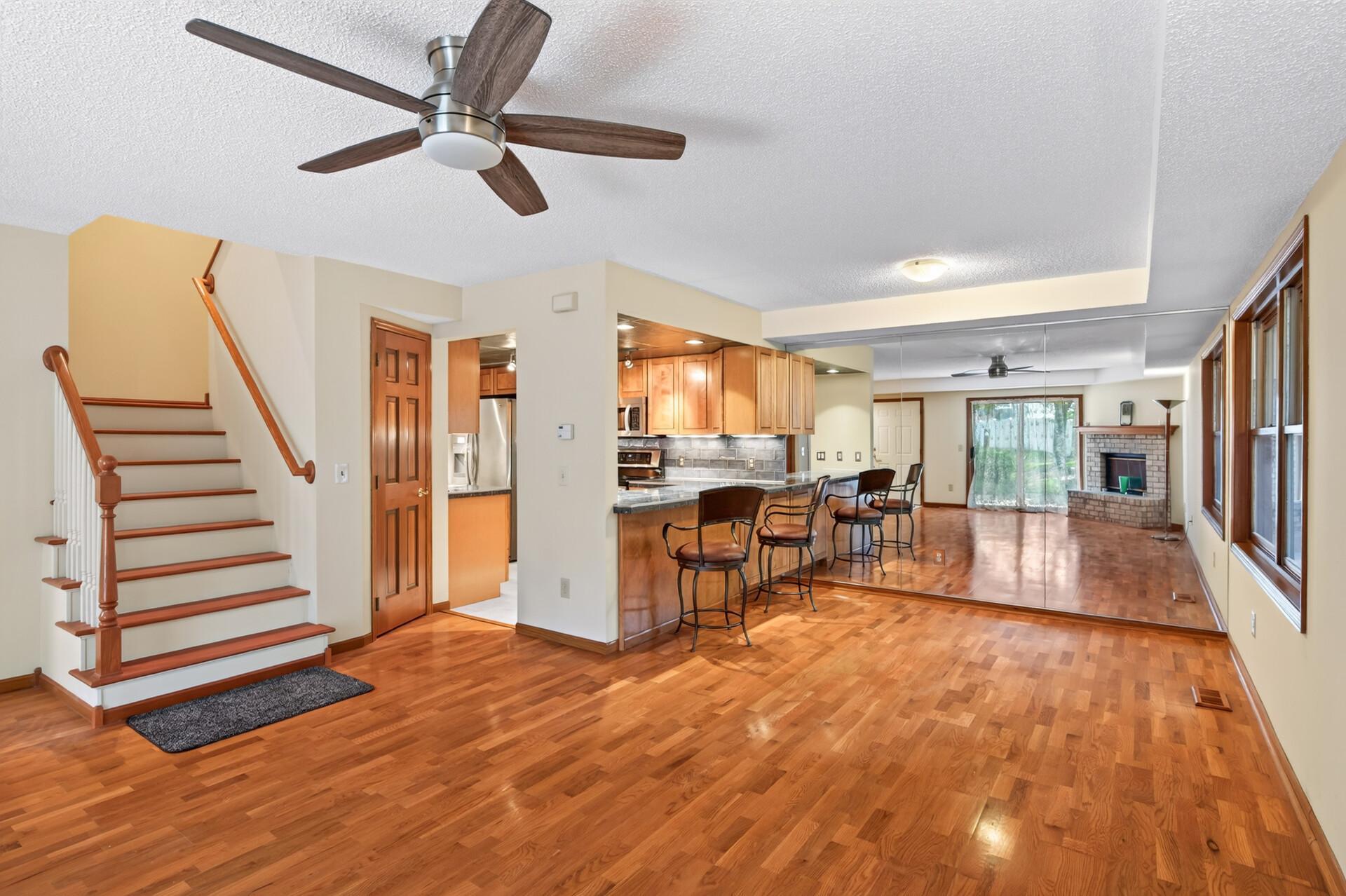 View of Residential at 18661 Clear View Court, Minnetonka MN 55345, Minnetonka (17 of 39) - Mike Wilen | Minnesota Team Real Estate
