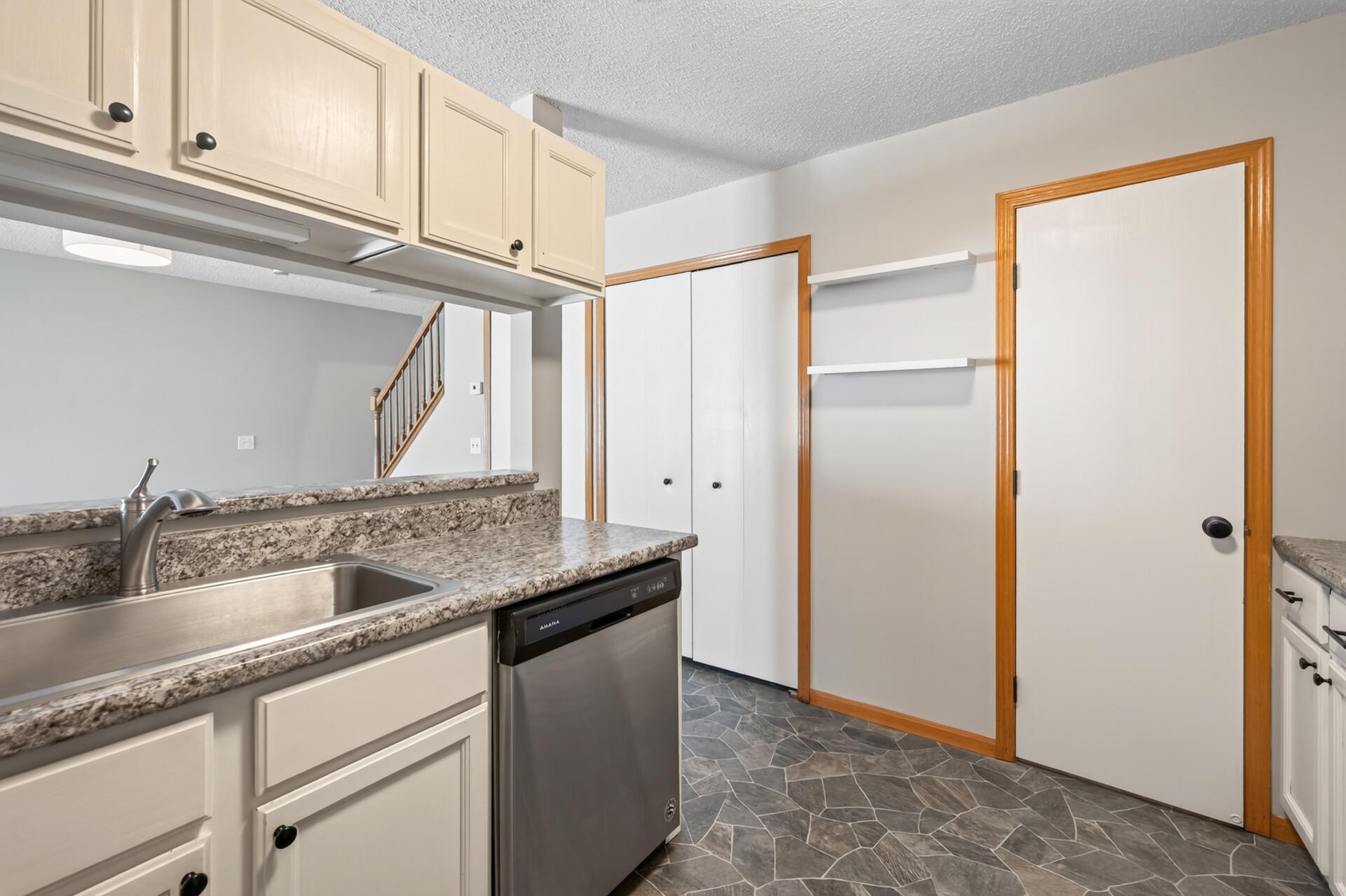 View of Residential at 14756 Excelsior Lane #15, Apple Valley MN 55124, Apple Valley (18 of 27) - Mike Wilen | Minnesota Team Real Estate