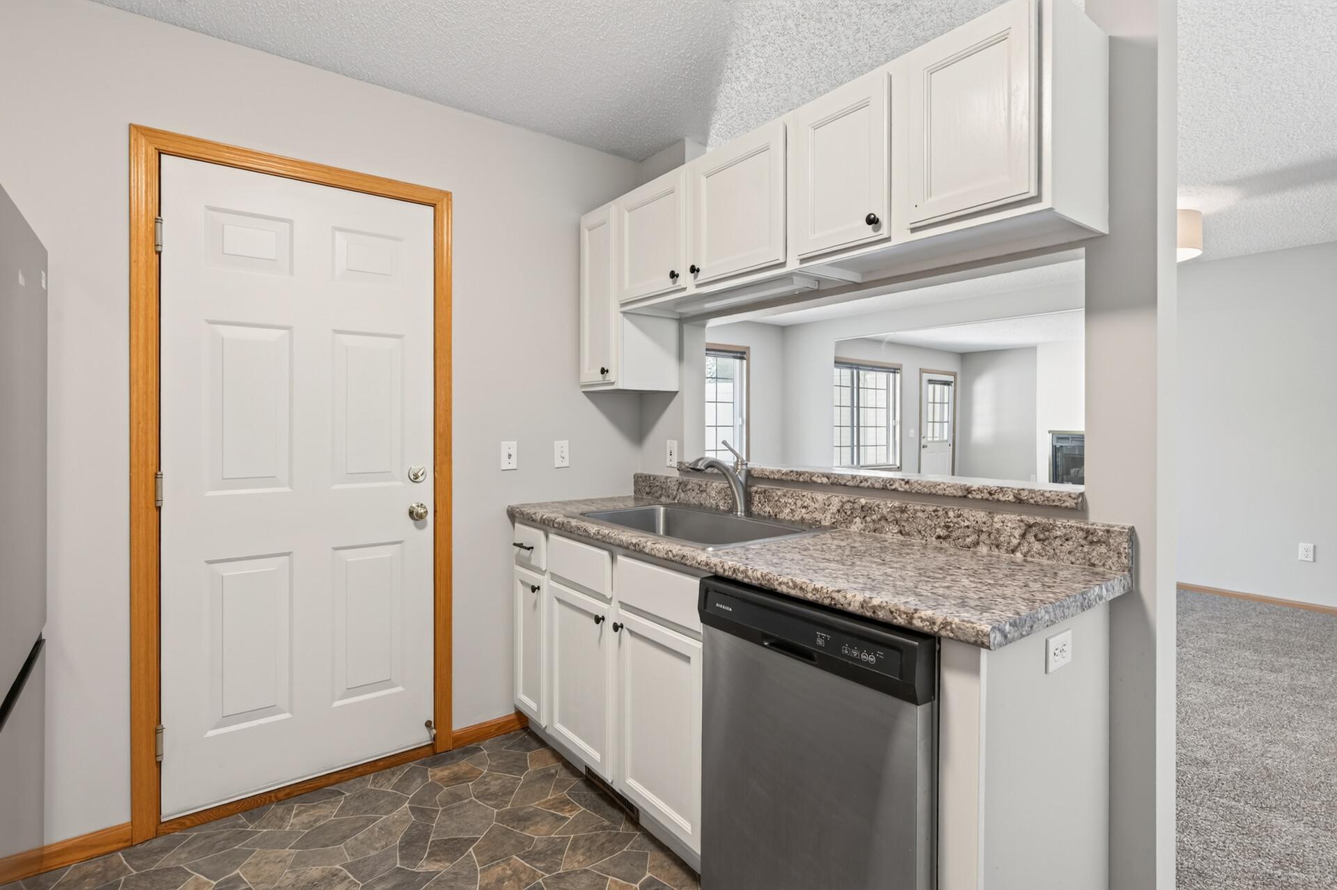 View of Residential at 14756 Excelsior Lane #15, Apple Valley MN 55124, Apple Valley (15 of 27) - Mike Wilen | Minnesota Team Real Estate