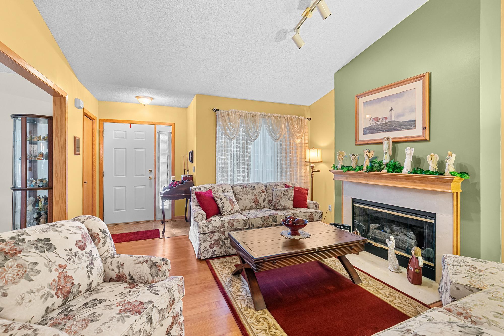 View of Residential at 15202 Greenhaven Way, Burnsville MN 55306, Burnsville (4 of 17) - Mike Wilen | Minnesota Team Real Estate