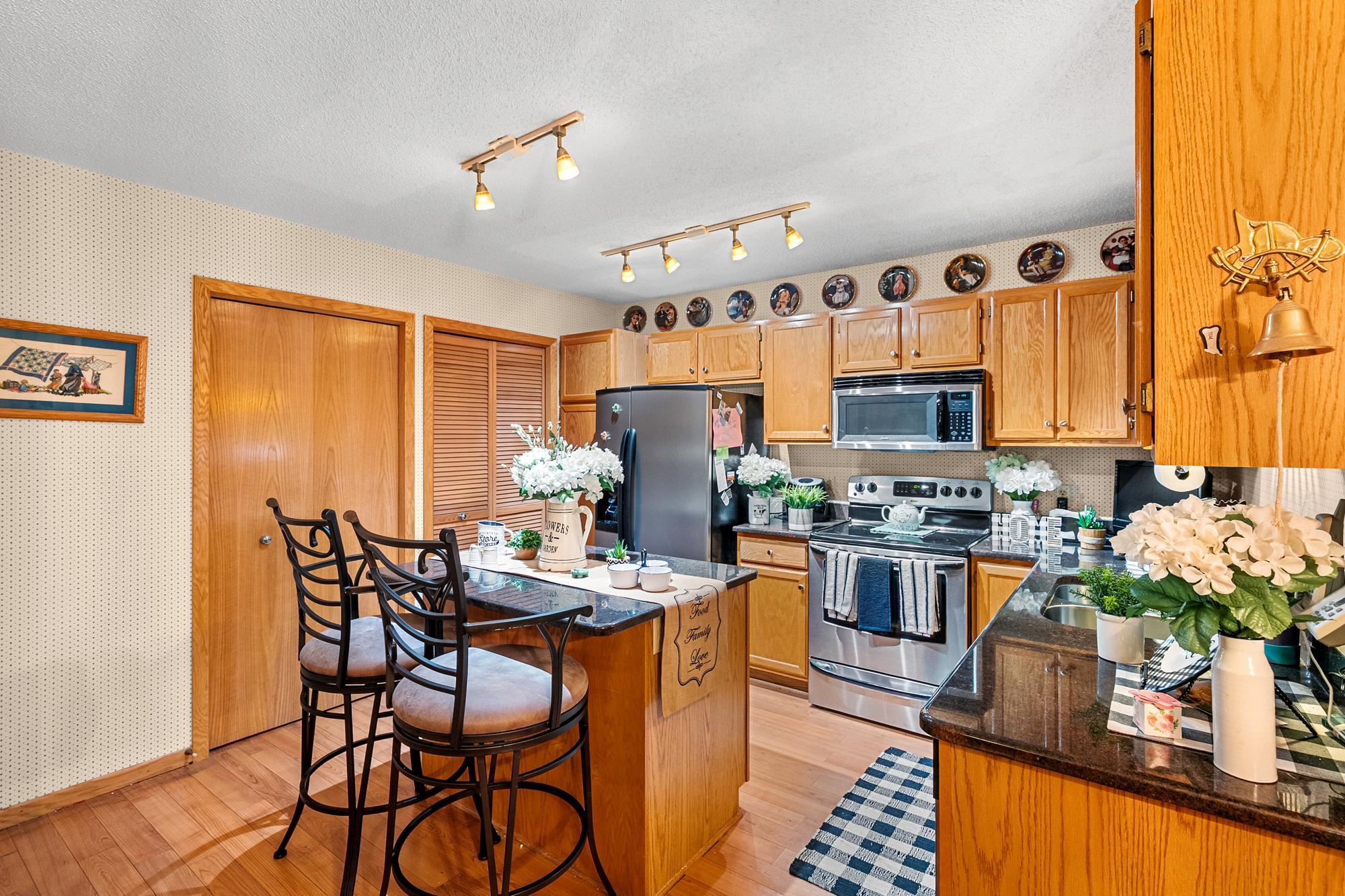 View of Residential at 15202 Greenhaven Way, Burnsville MN 55306, Burnsville (6 of 17) - Mike Wilen | Minnesota Team Real Estate