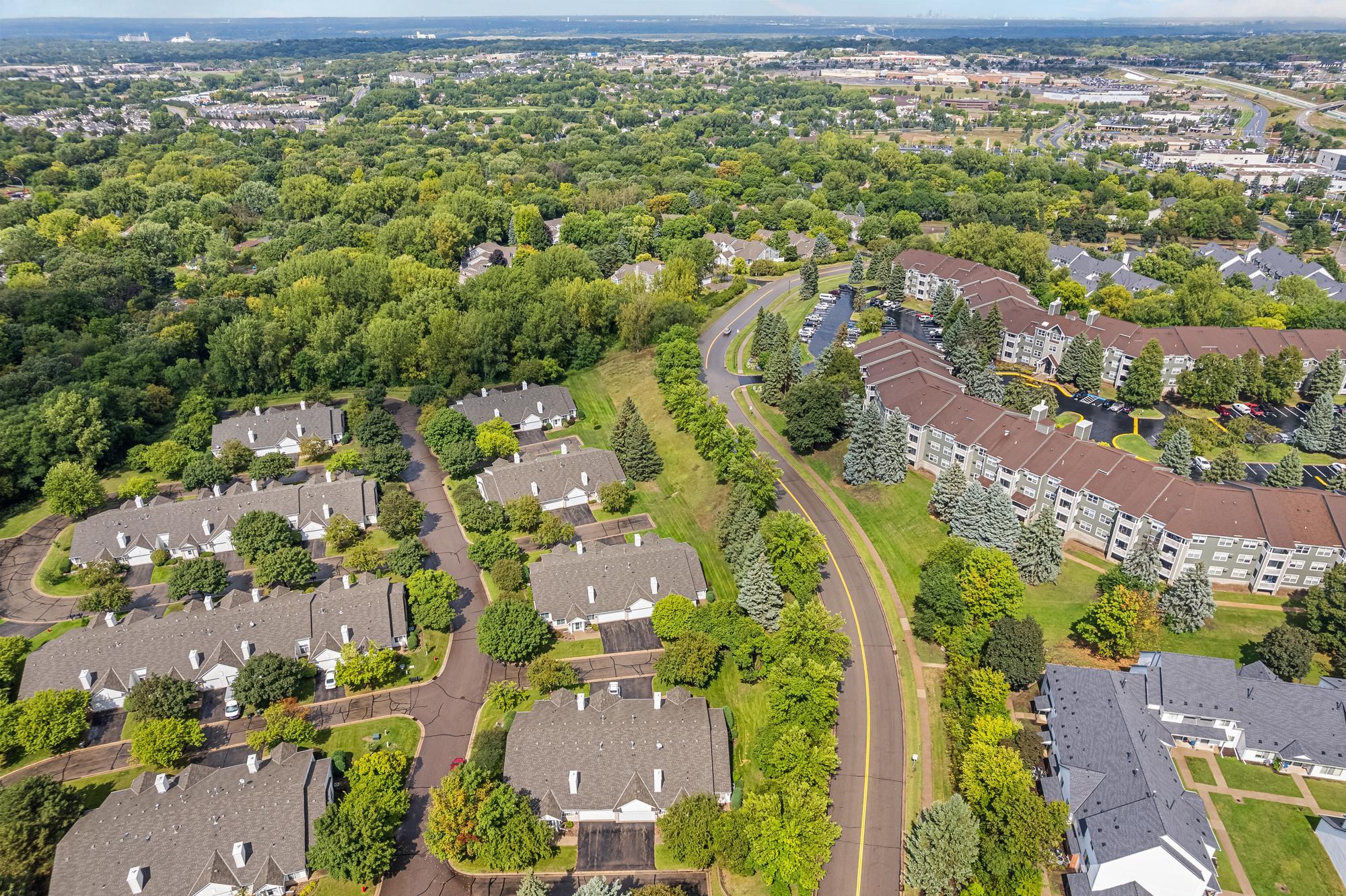 View of Residential at 15202 Greenhaven Way, Burnsville MN 55306, Burnsville (13 of 17) - Mike Wilen | Minnesota Team Real Estate
