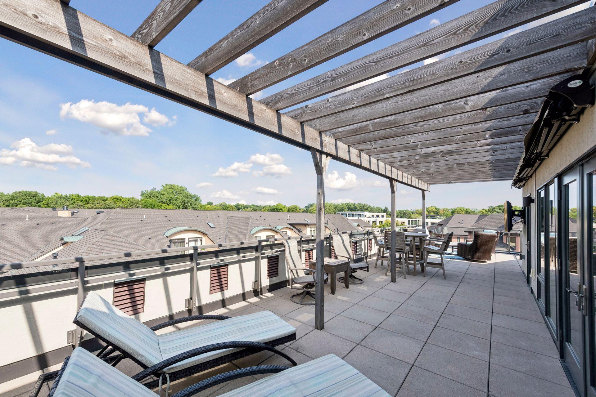 View of Residential at 875 Lake Street #401, Wayzata MN 55391, Wayzata (34 of 52) - Mike Wilen | Minnesota Team Real Estate