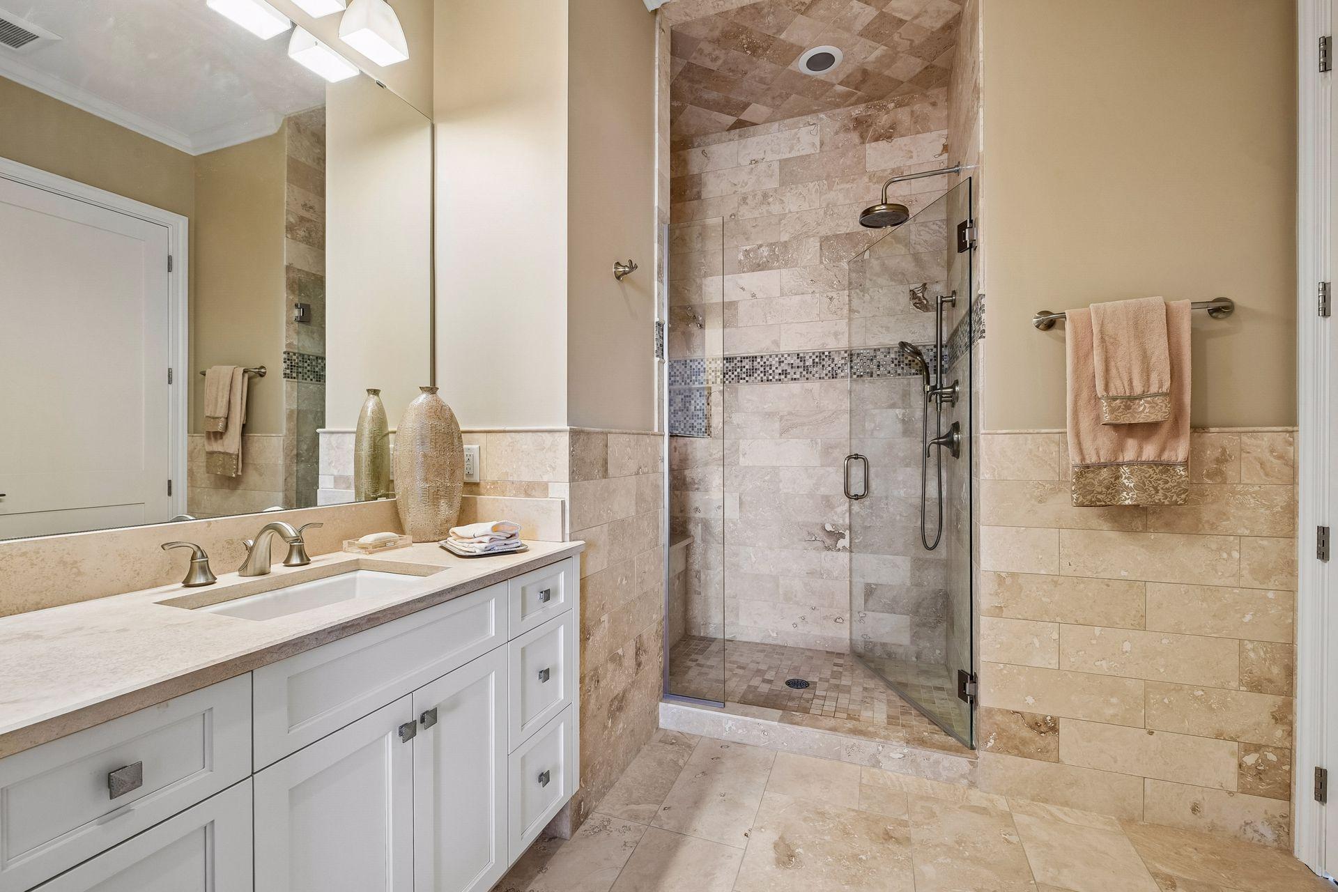 View of Residential at 875 Lake Street #401, Wayzata MN 55391, Wayzata (25 of 52) - Mike Wilen | Minnesota Team Real Estate