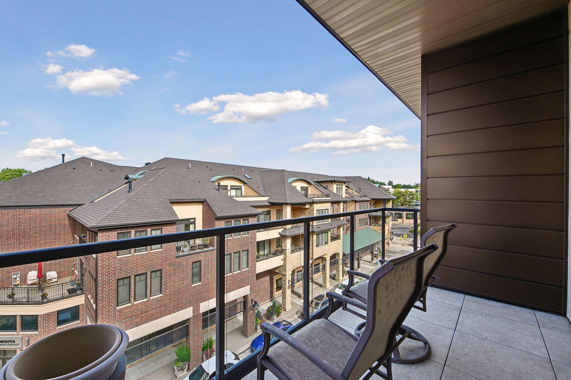 View of Residential at 875 Lake Street #401, Wayzata MN 55391, Wayzata (19 of 52) - Mike Wilen | Minnesota Team Real Estate