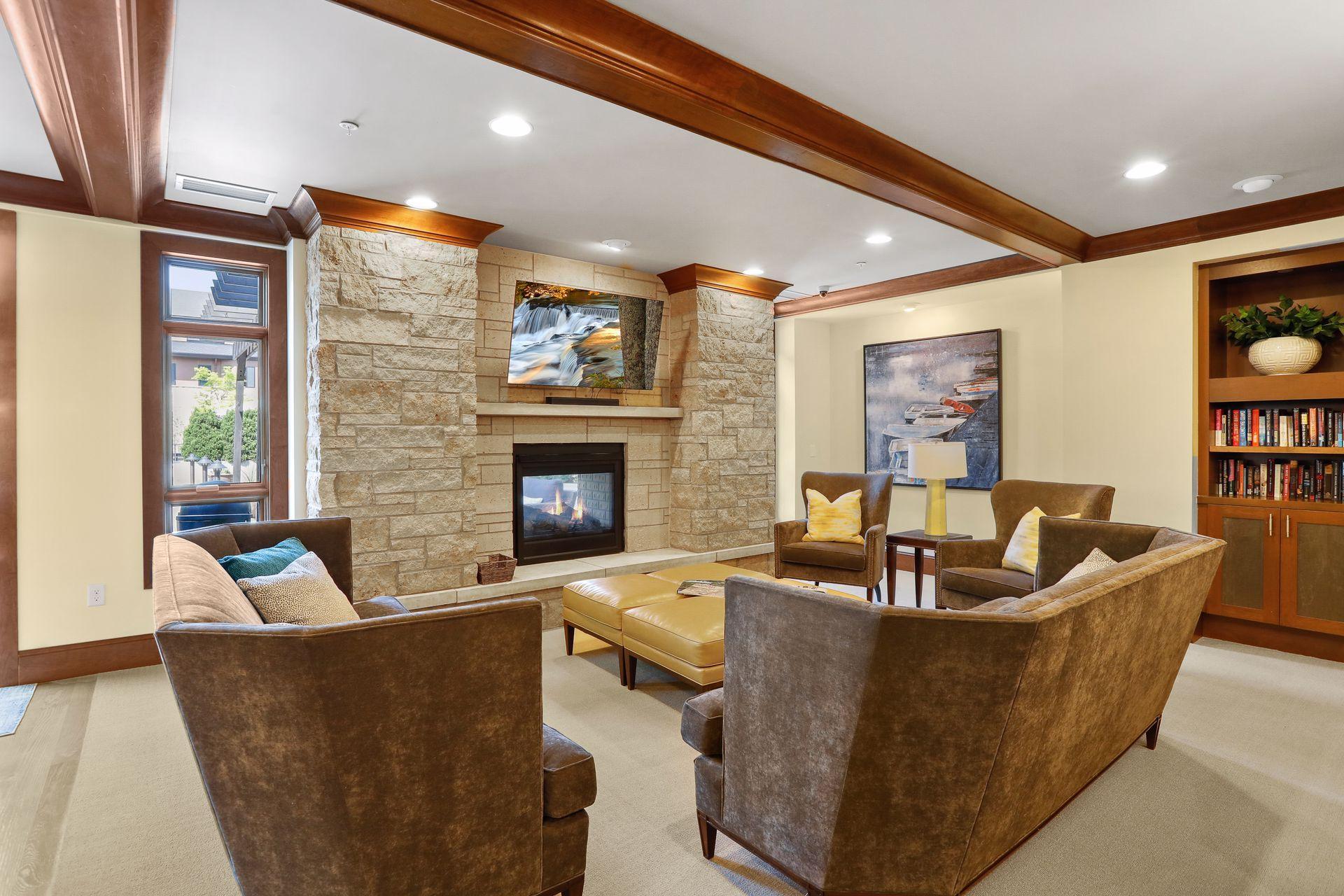 View of Residential at 875 Lake Street #401, Wayzata MN 55391, Wayzata (44 of 52) - Mike Wilen | Minnesota Team Real Estate