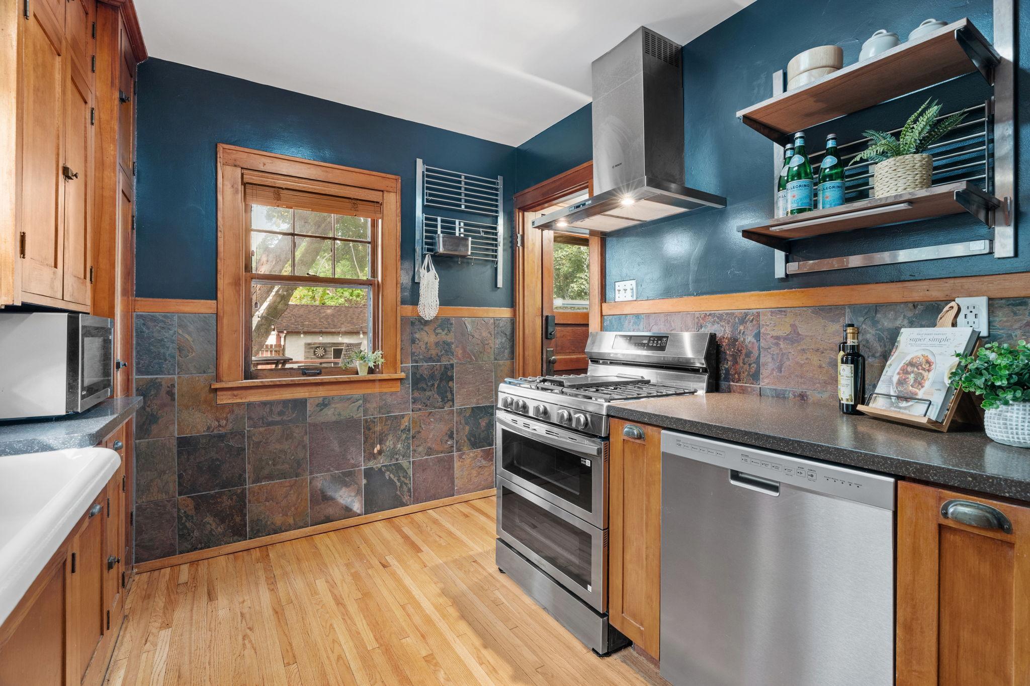 View of Residential at 4536 33rd Avenue, Minneapolis MN 55406, Minneapolis (17 of 40) - Mike Wilen | Minnesota Team Real Estate