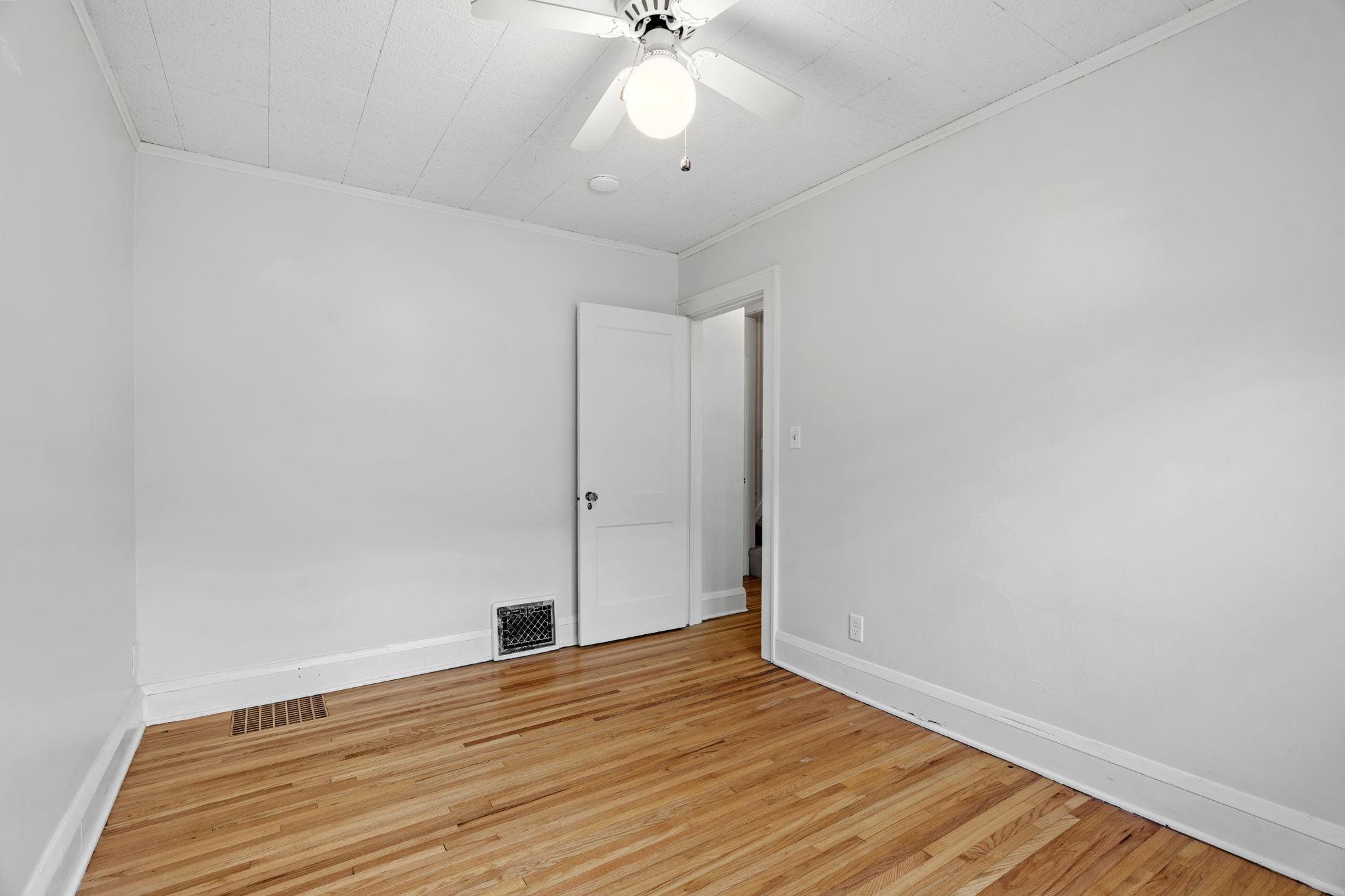 View of Residential at 4536 33rd Avenue, Minneapolis MN 55406, Minneapolis (21 of 40) - Mike Wilen | Minnesota Team Real Estate