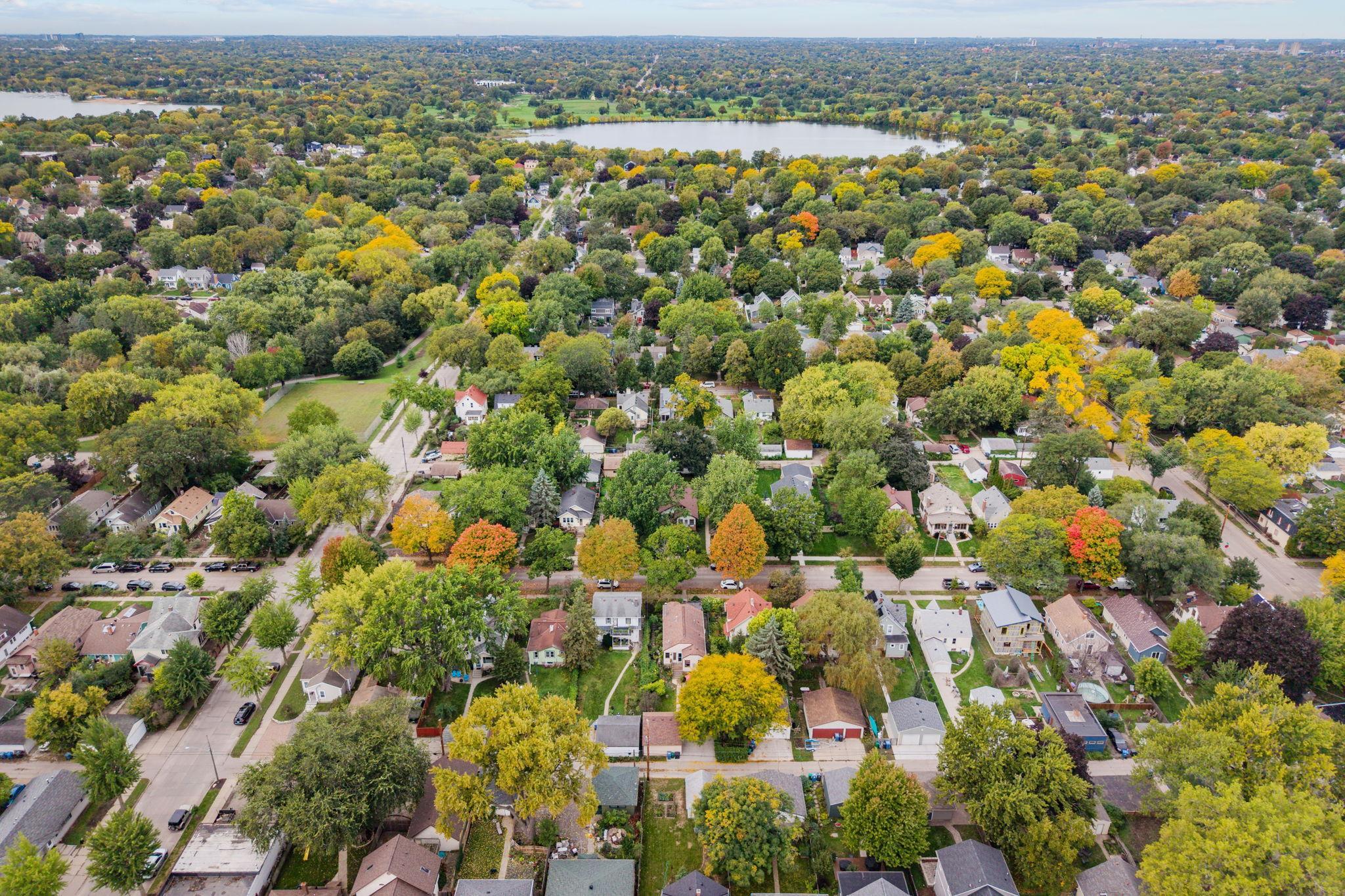 View of Residential at 4536 33rd Avenue, Minneapolis MN 55406, Minneapolis (39 of 40) - Mike Wilen | Minnesota Team Real Estate