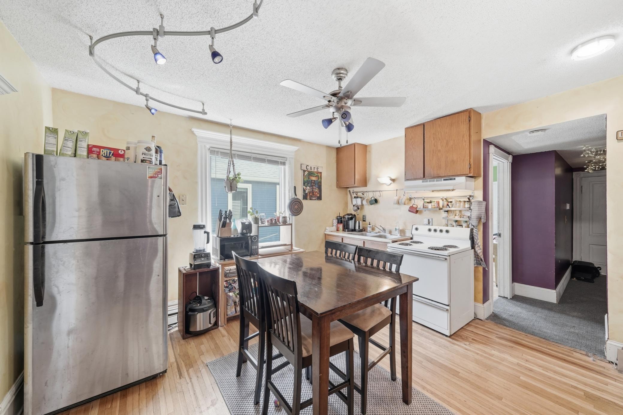 View of Residential Income at 606 20th Avenue, Minneapolis MN 55454, Minneapolis (10 of 13) - Mike Wilen | Minnesota Team Real Estate