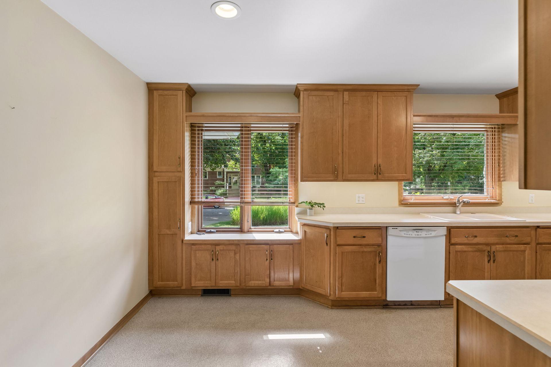 View of Residential at 2024 Drew Avenue, Minneapolis MN 55416, Minneapolis (18 of 48) - Mike Wilen | Minnesota Team Real Estate
