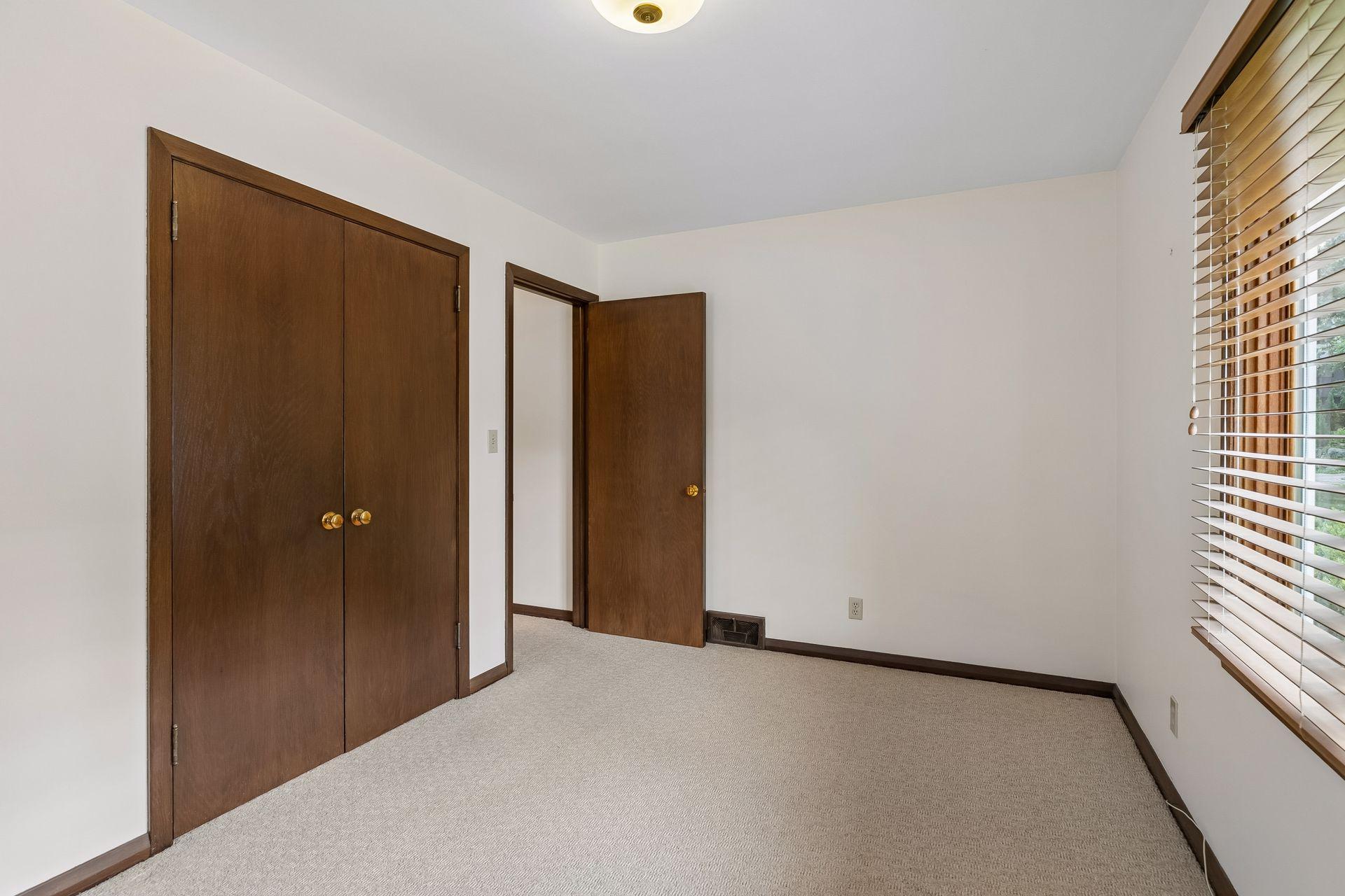 View of Residential at 2024 Drew Avenue, Minneapolis MN 55416, Minneapolis (41 of 48) - Mike Wilen | Minnesota Team Real Estate