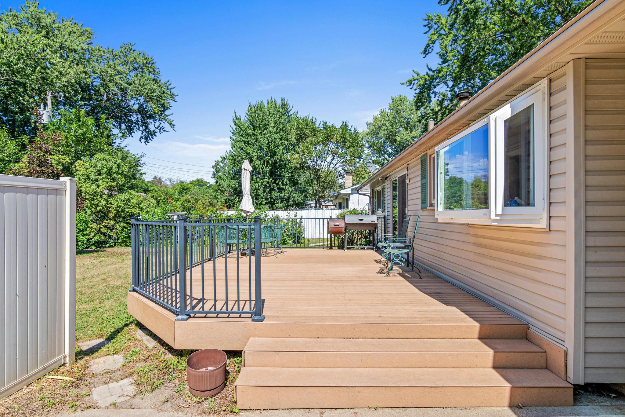 View of Residential at 6810 Brookview Drive, Fridley MN 55432, Fridley (21 of 32) - Mike Wilen | Minnesota Team Real Estate