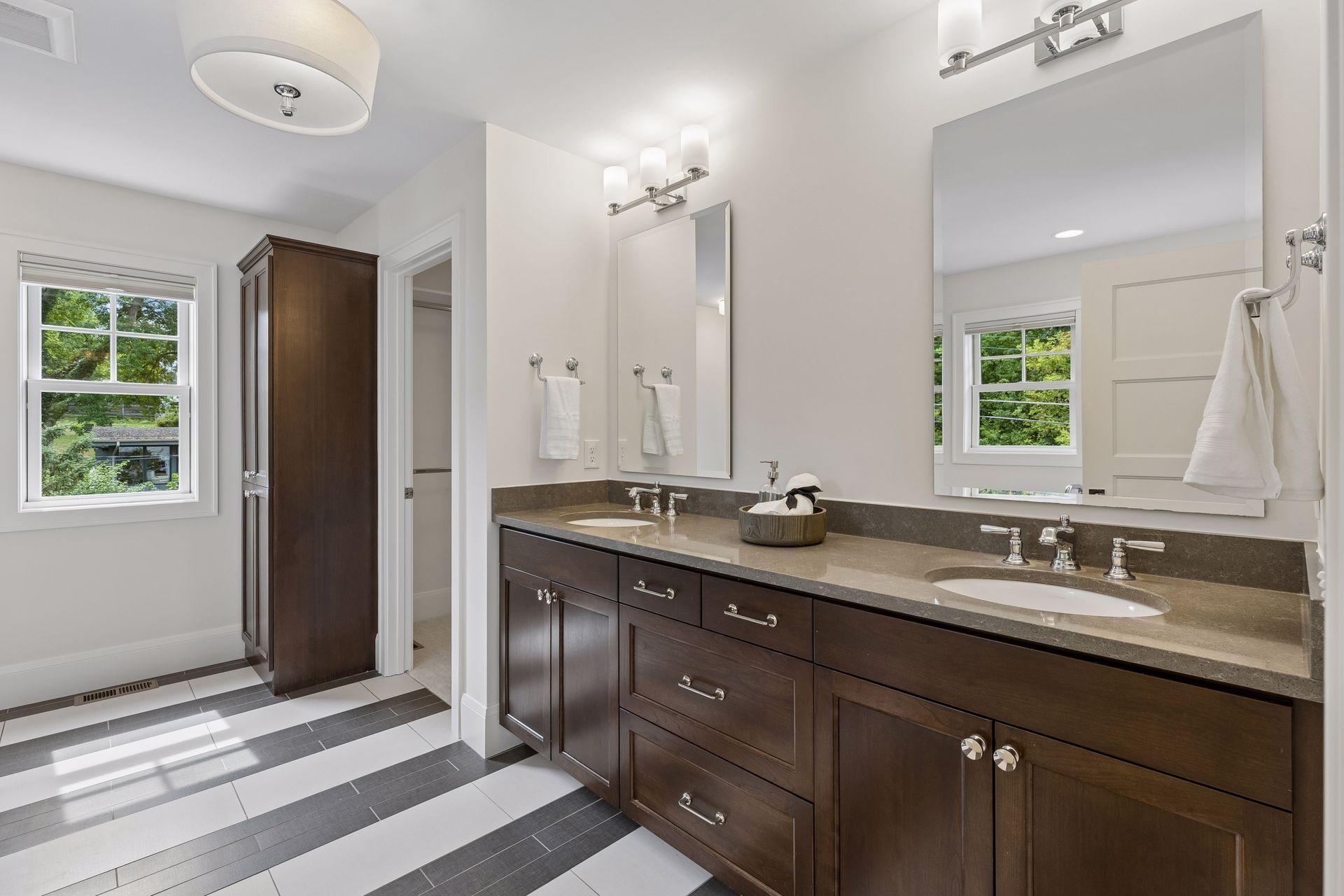 View of Residential at 5413 Doncaster Way, Edina MN 55436, Edina (33 of 71) - Mike Wilen | Minnesota Team Real Estate